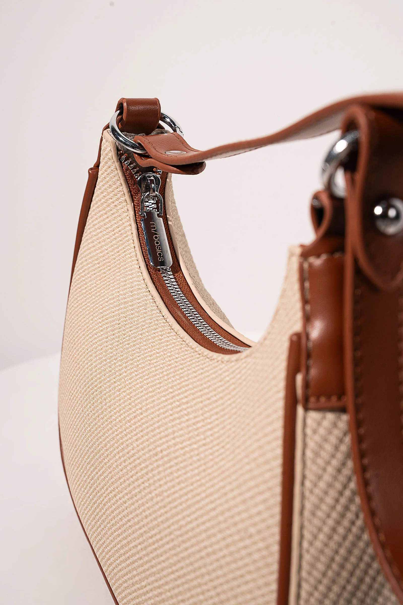 Everyday Baguette Bag - Image 4
