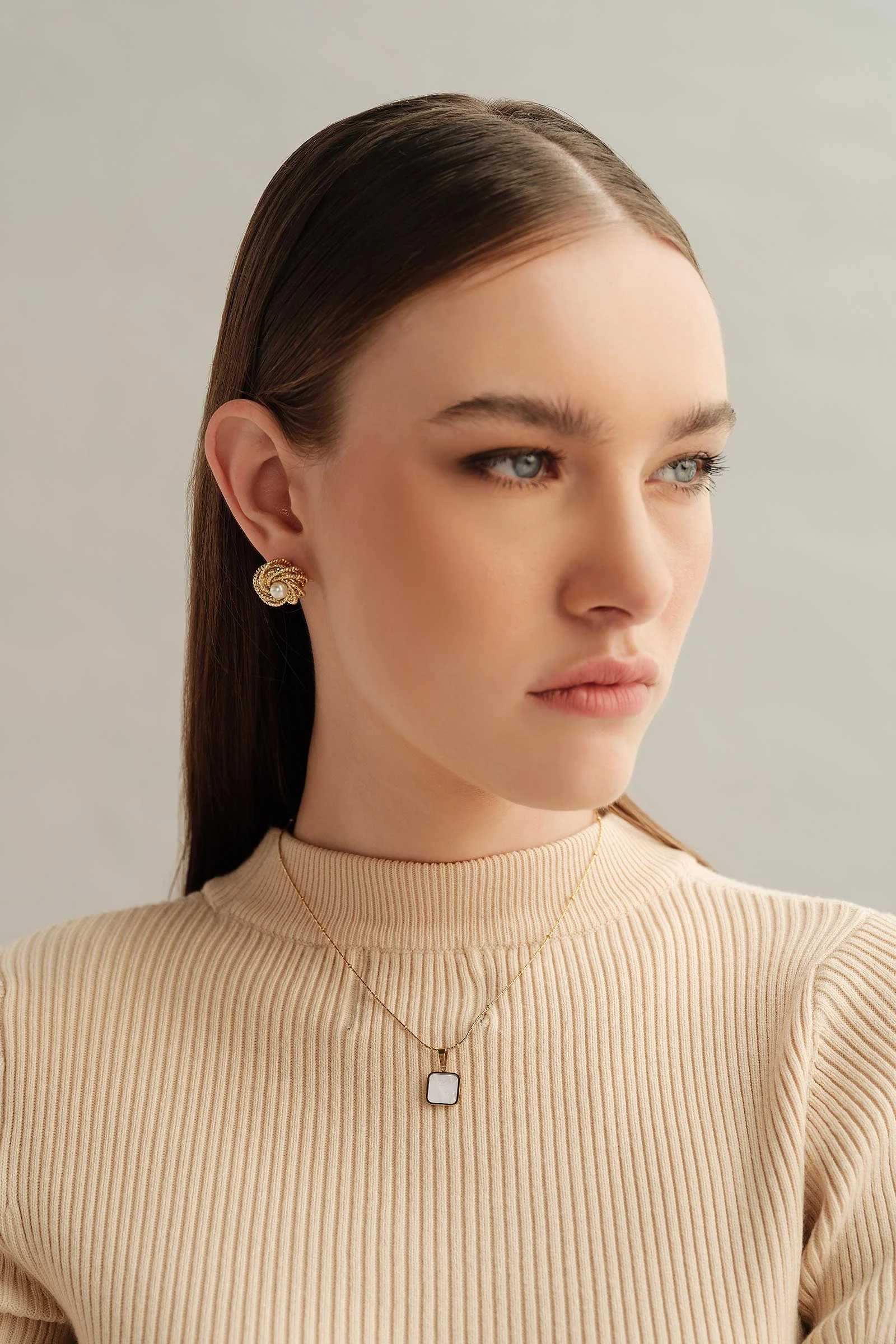 Antique Earrings - Image 3