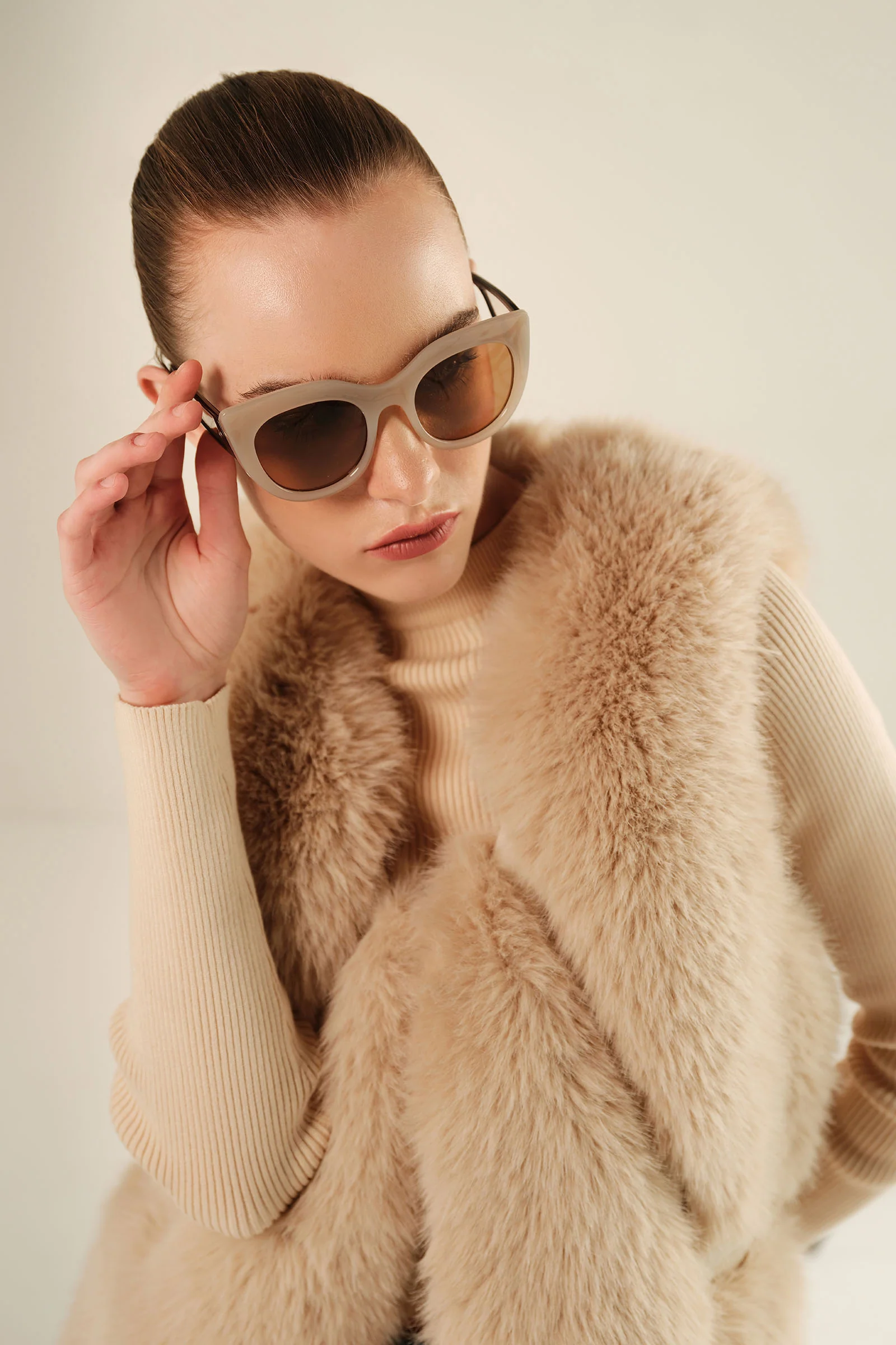 Vintage Oval Sunglasses | ASG-W23-9 - Image 5