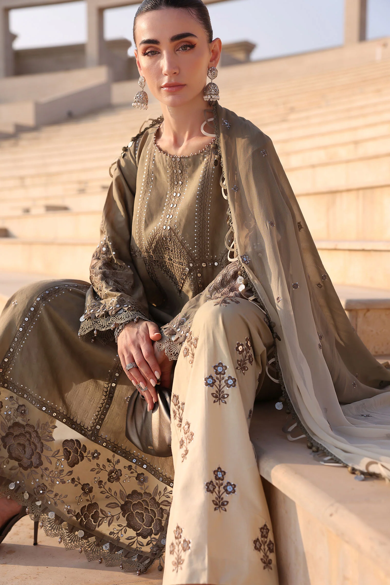 3 Piece Unstitched Embroidered Jacquard Lawn Suit - Image 6