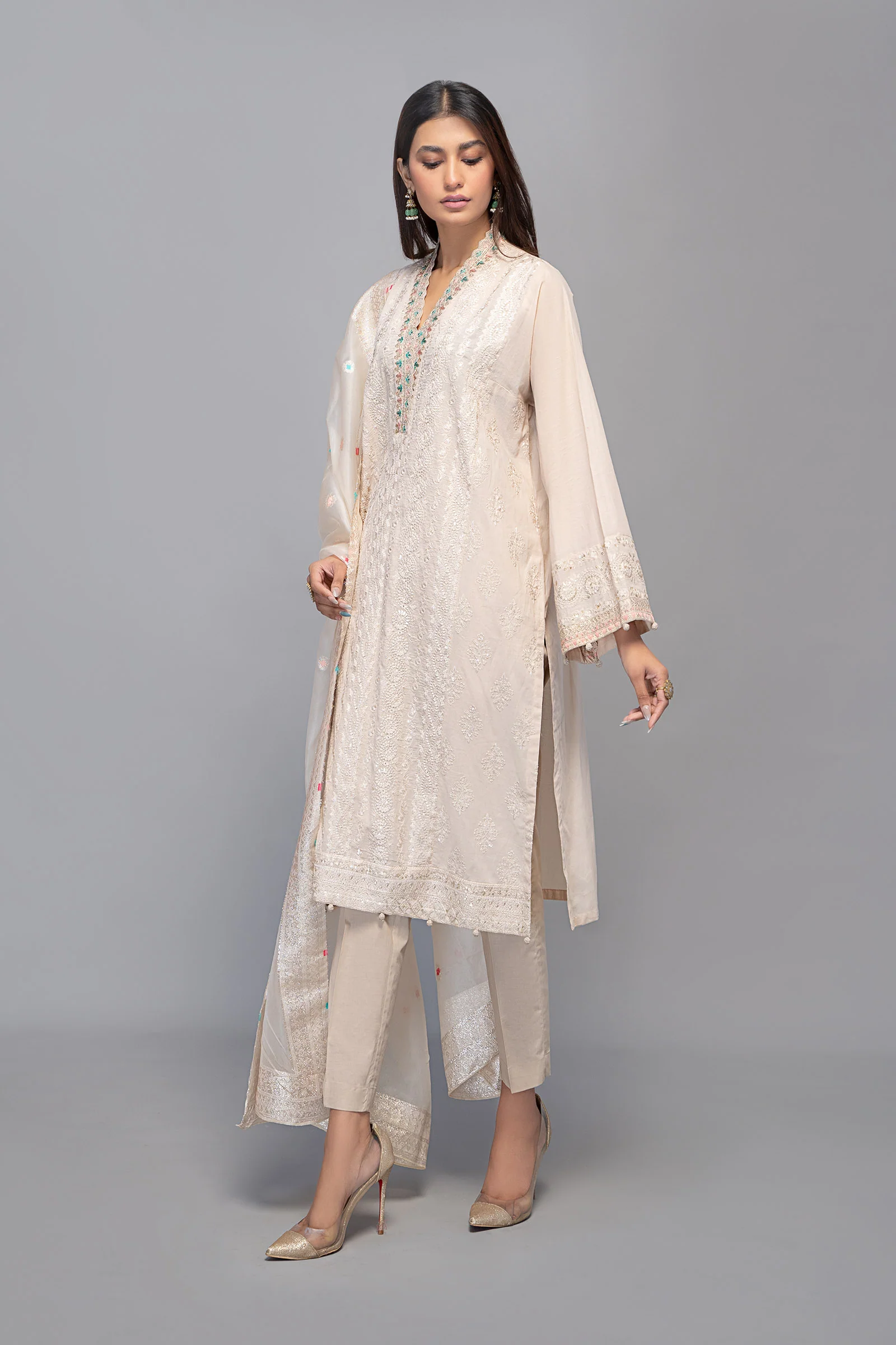 Suit Off White DW-EF23-01 - Image 10