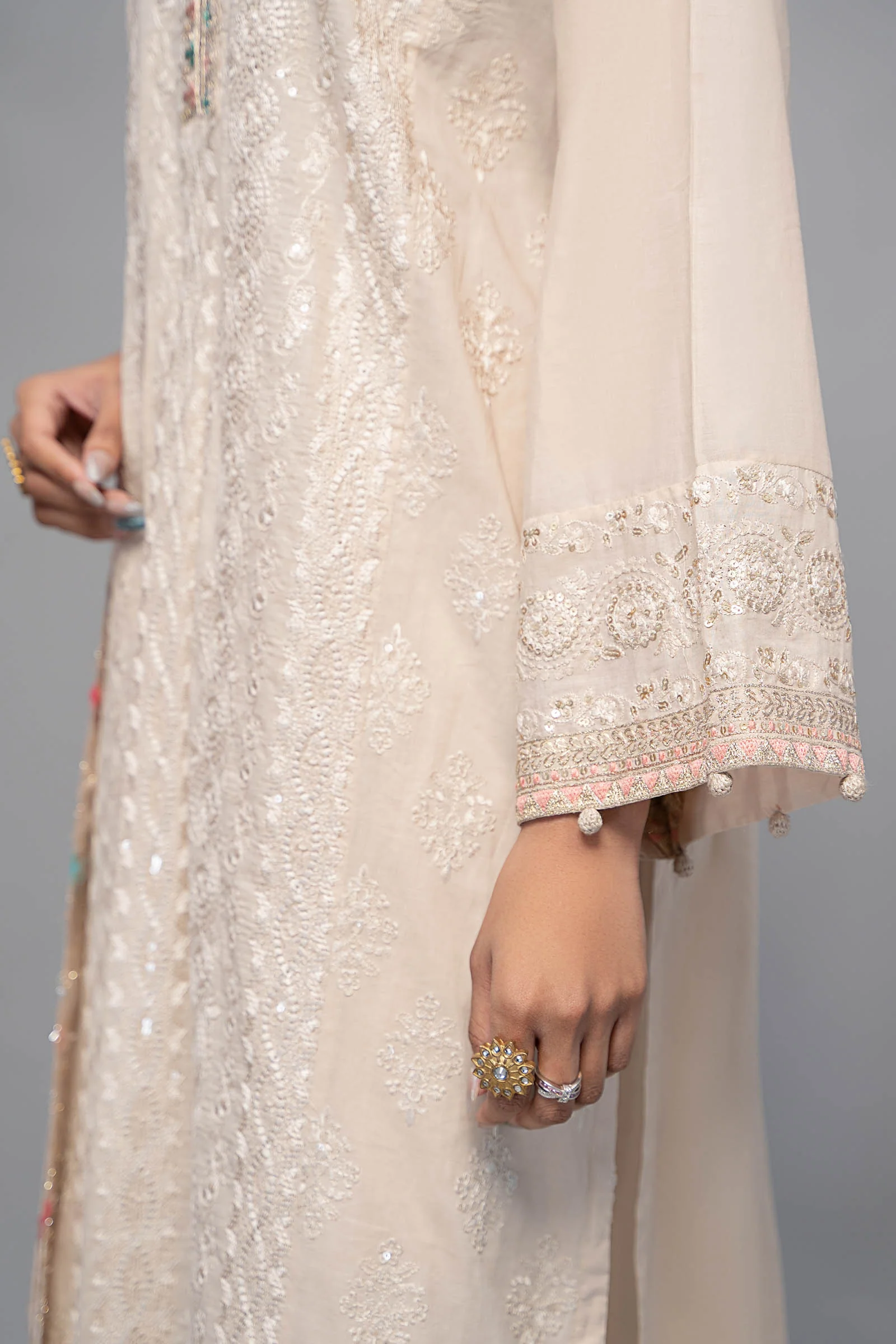 Suit Off White DW-EF23-01 - Image 8