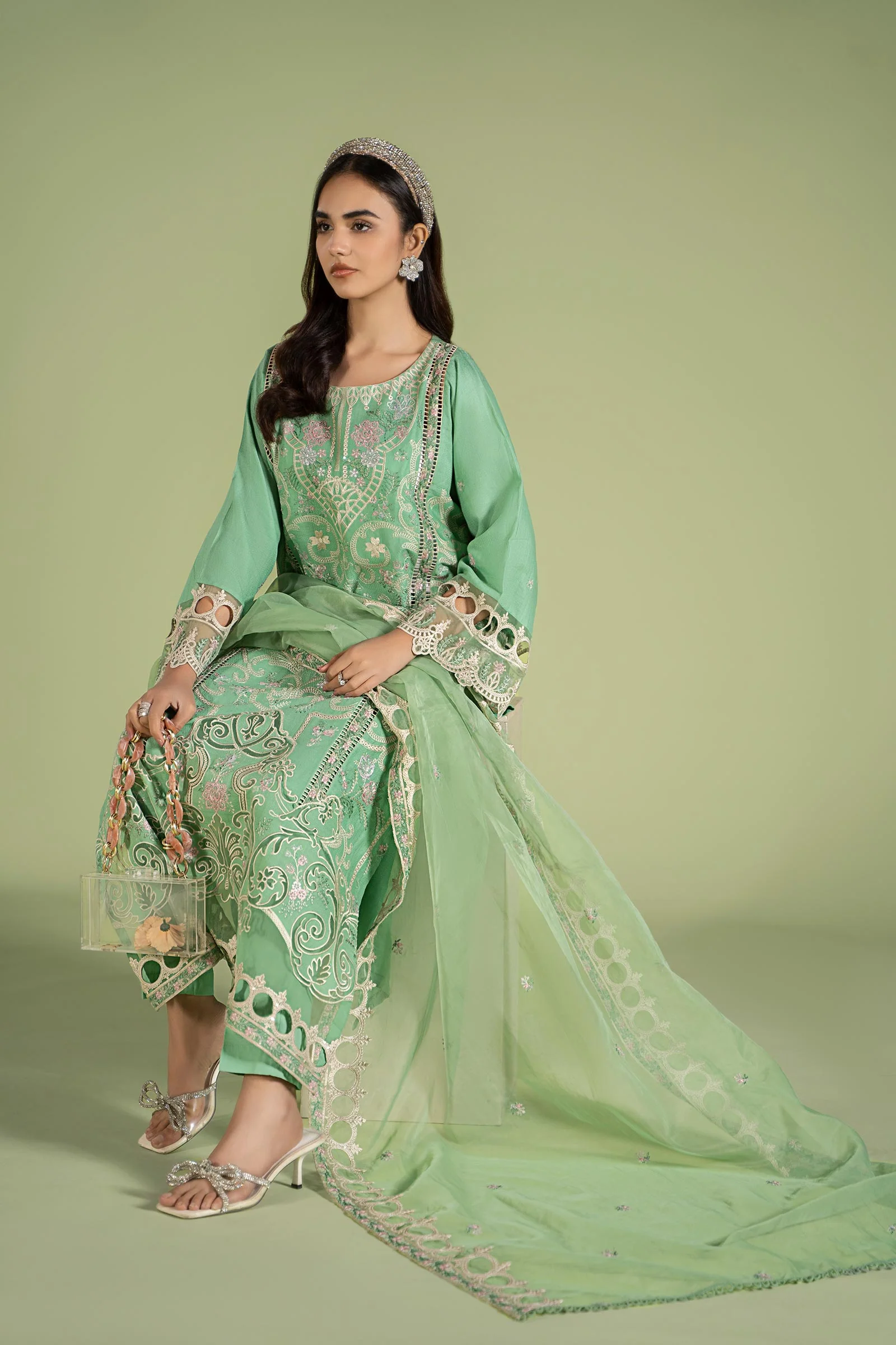 3 Piece Embroidered Lawn Suit - Image 5