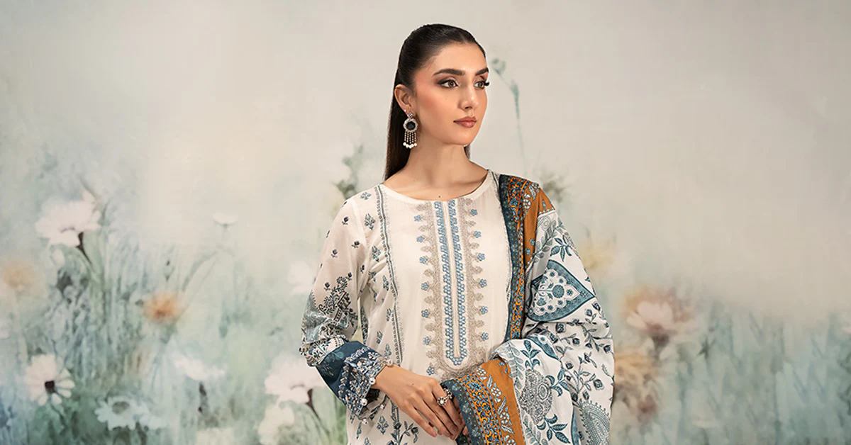 3 Piece Embroidered Lawn Suit - Image 9