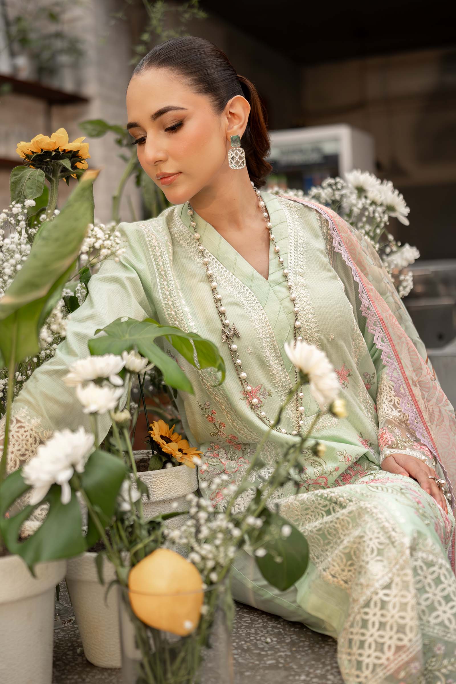 3 Piece Embroidered Dobby Lawn Suit - Image 5