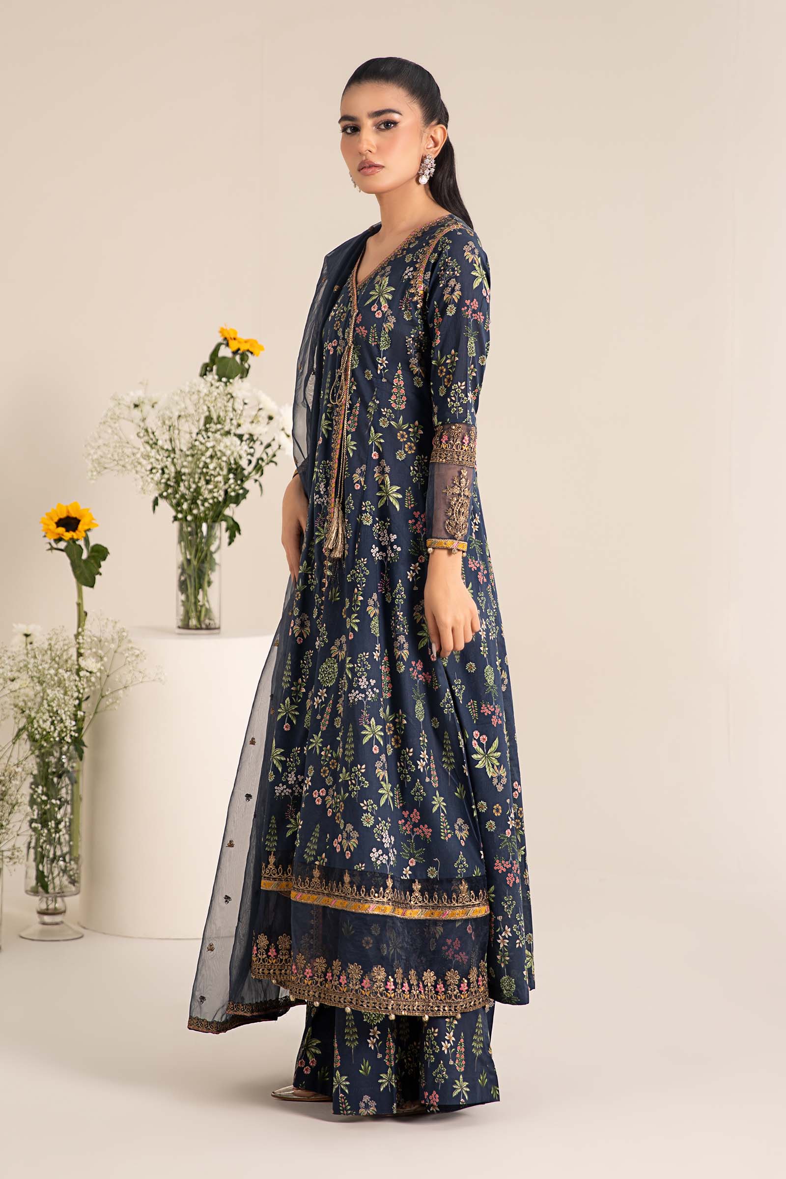 3 Piece Printed Lawn Suit - Image 5