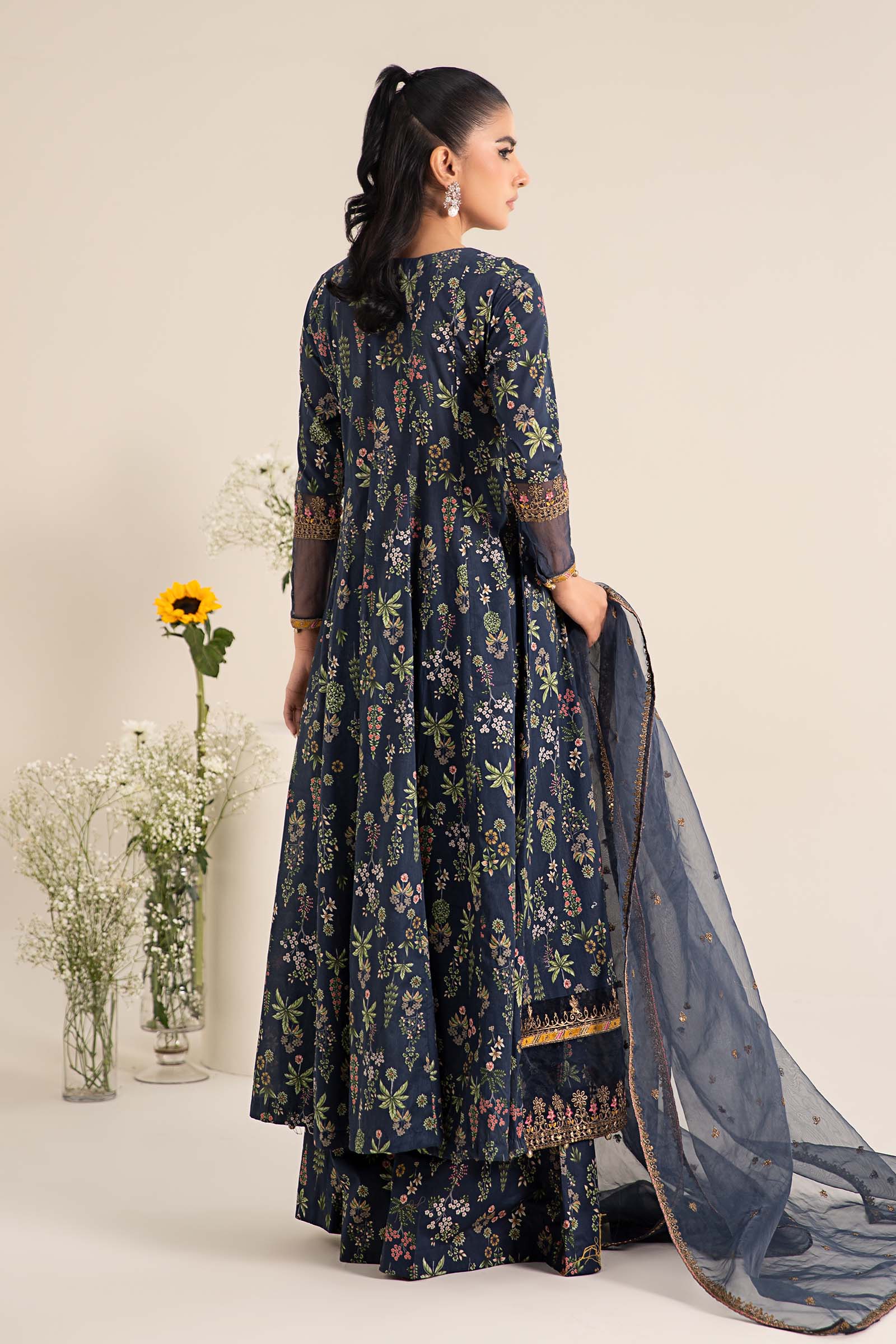 3 Piece Printed Lawn Suit - Image 6