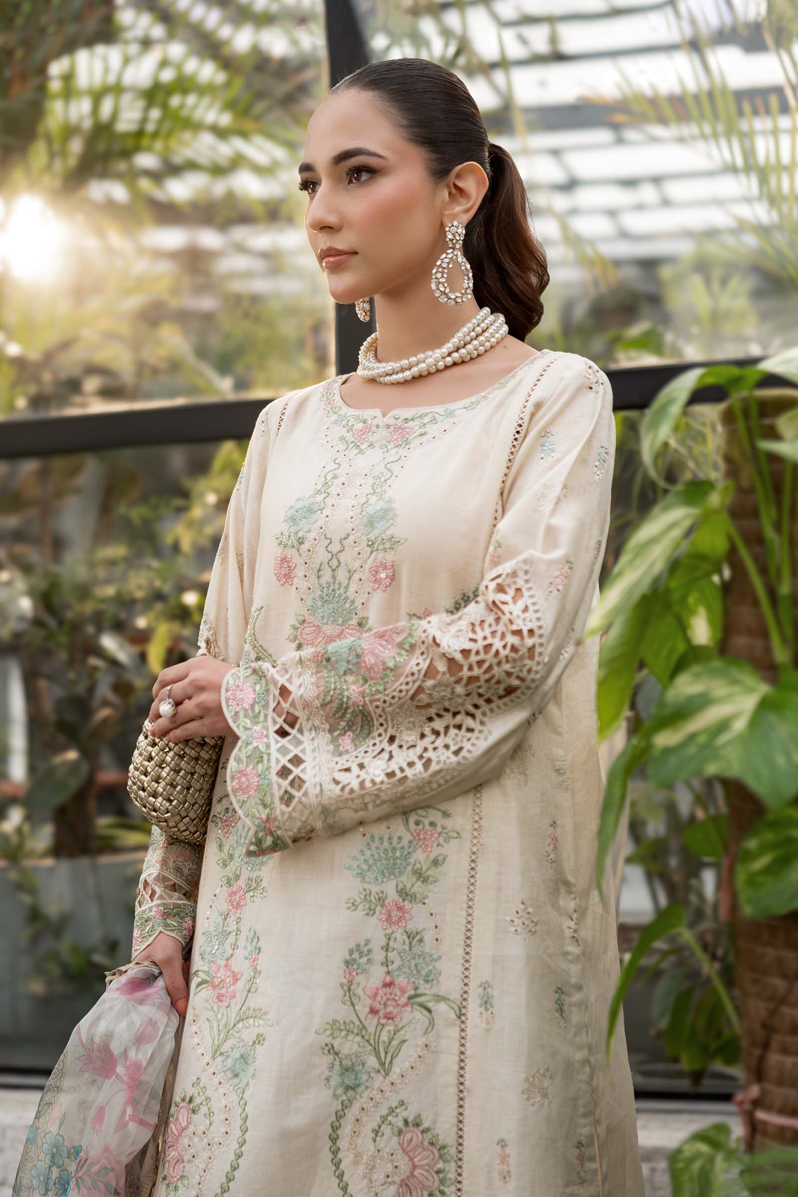 3 Piece Embroidered Self Jacquard Lawn Suit - Image 6