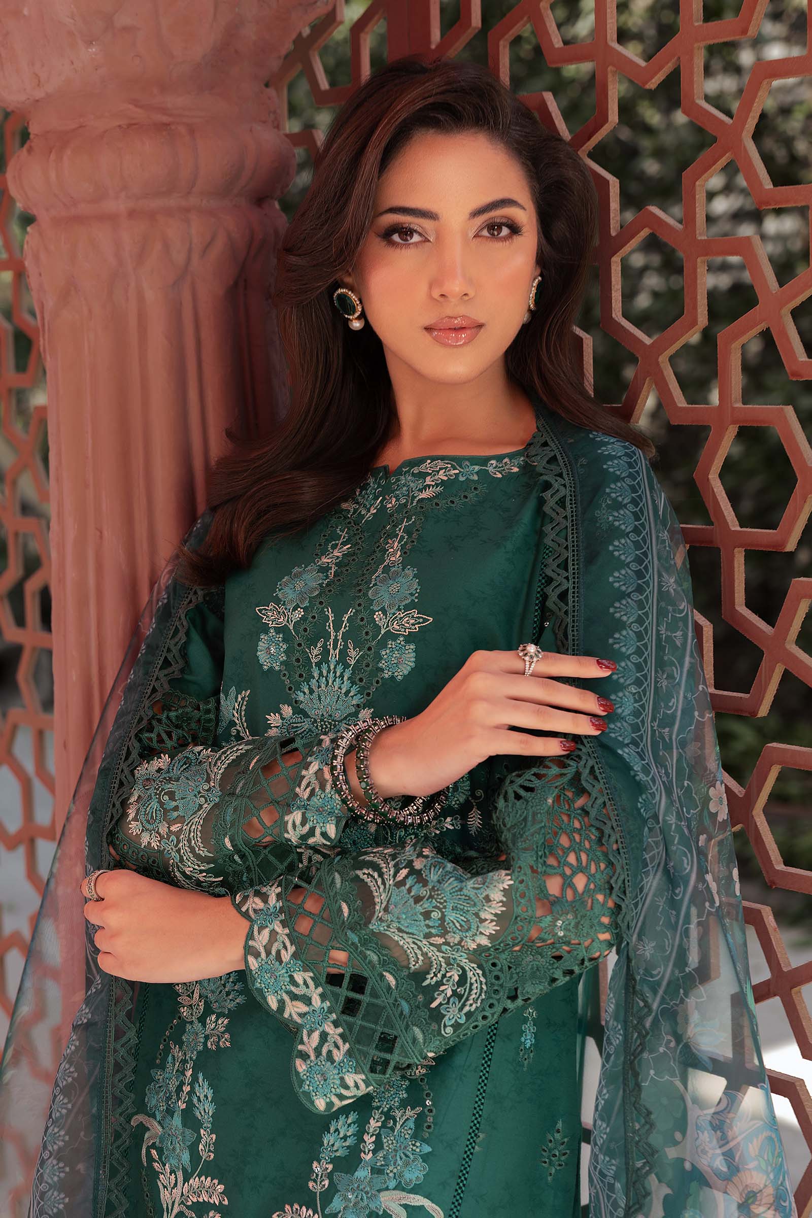 3 Piece Embroidered Self Jacquard Lawn Suit - Image 3