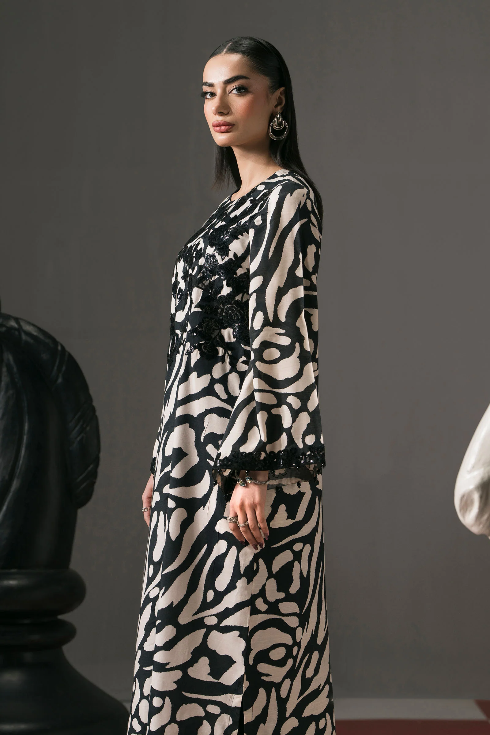 2 Piece Embroidered Raw Silk Suit - Image 5