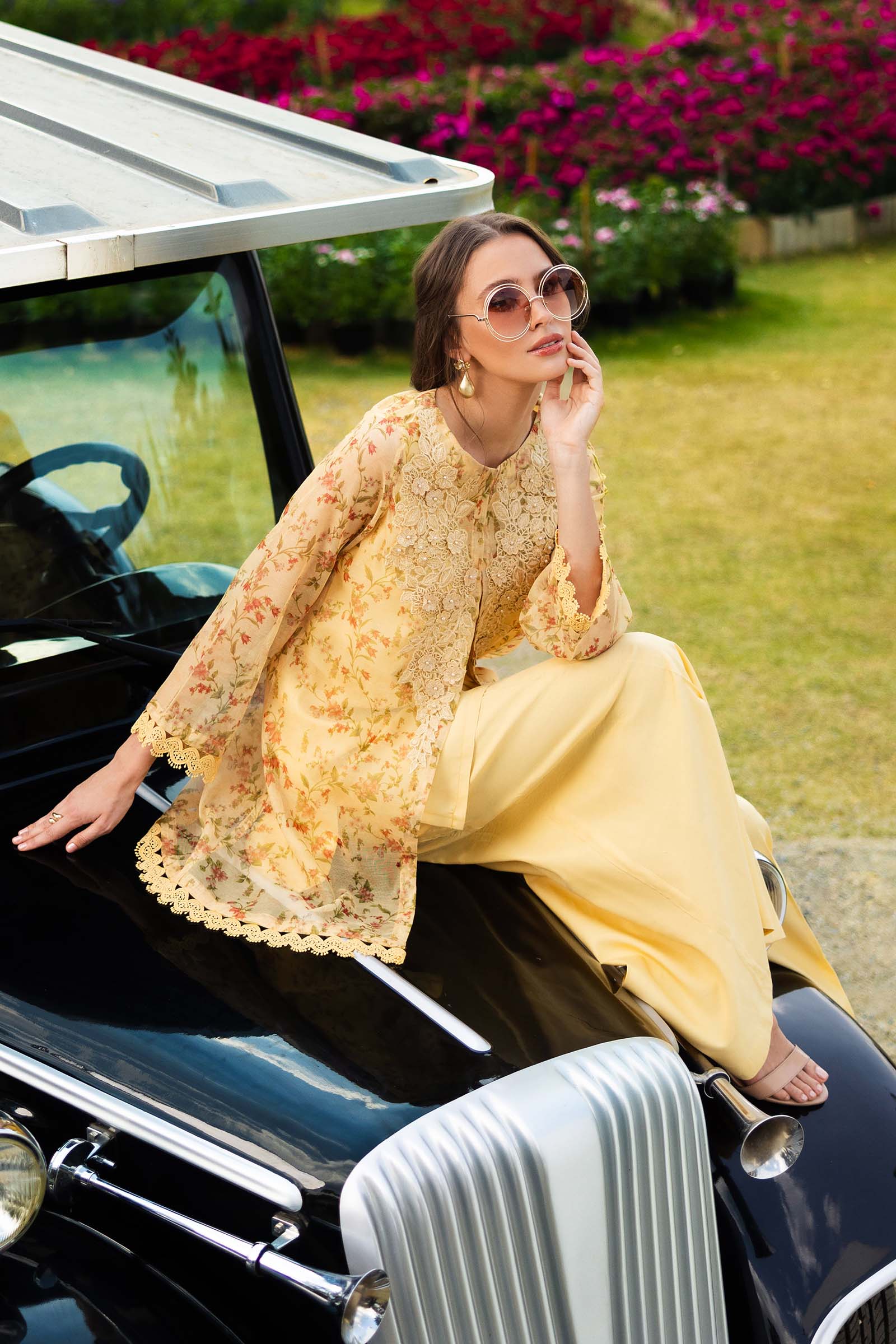3 Piece Embroidered Cotton Net Suit - Image 4