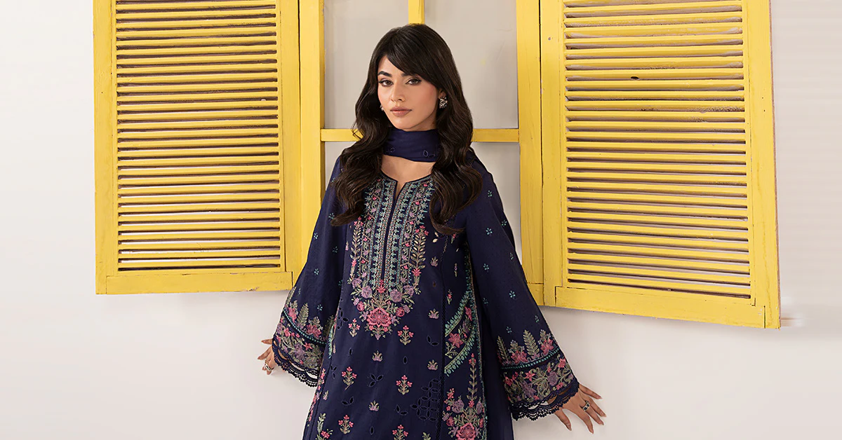 3 Piece Embroidered Dobby Lawn Suit - Image 9