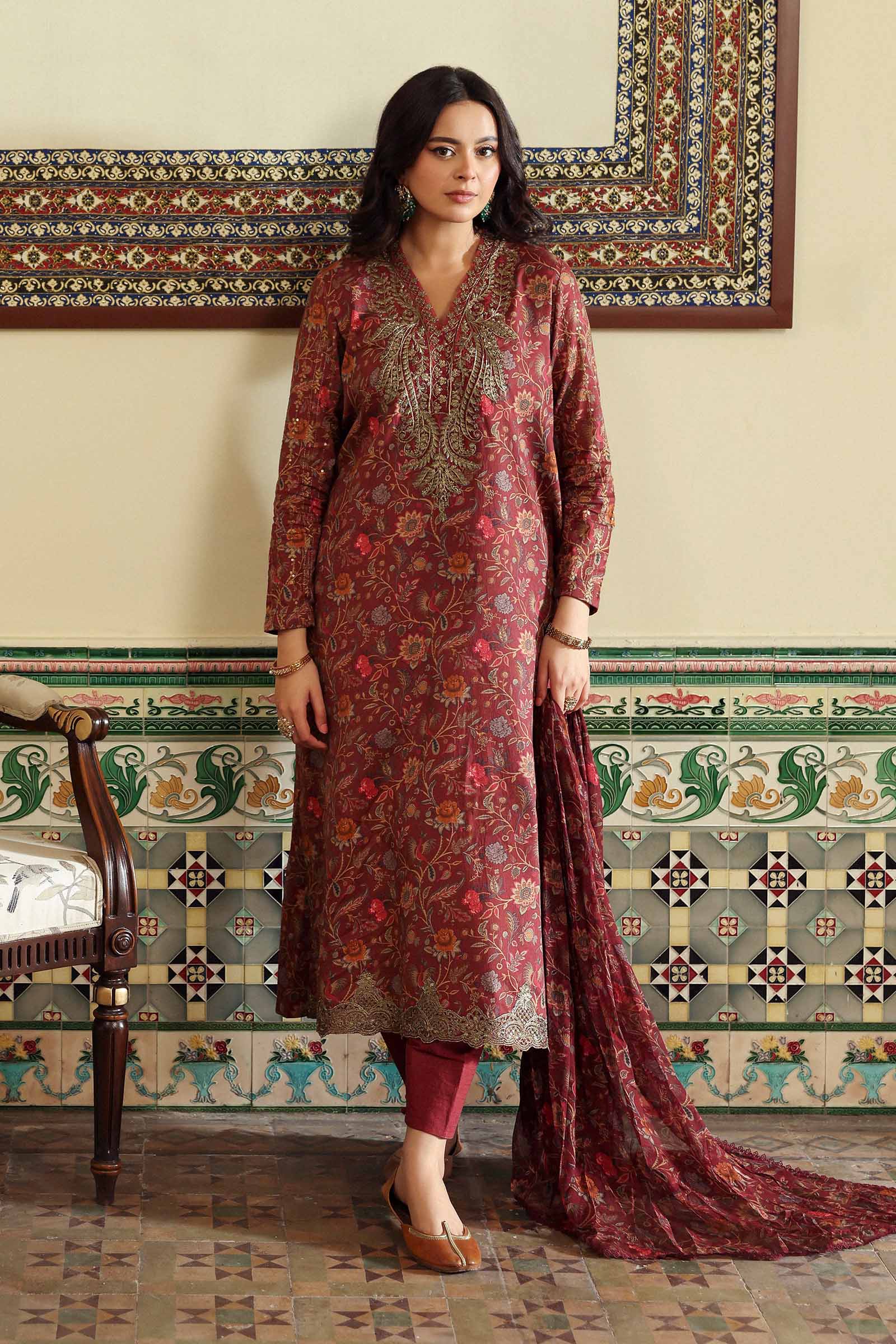 3 Piece Embroidered Dobby Lawn Suit - Image 4