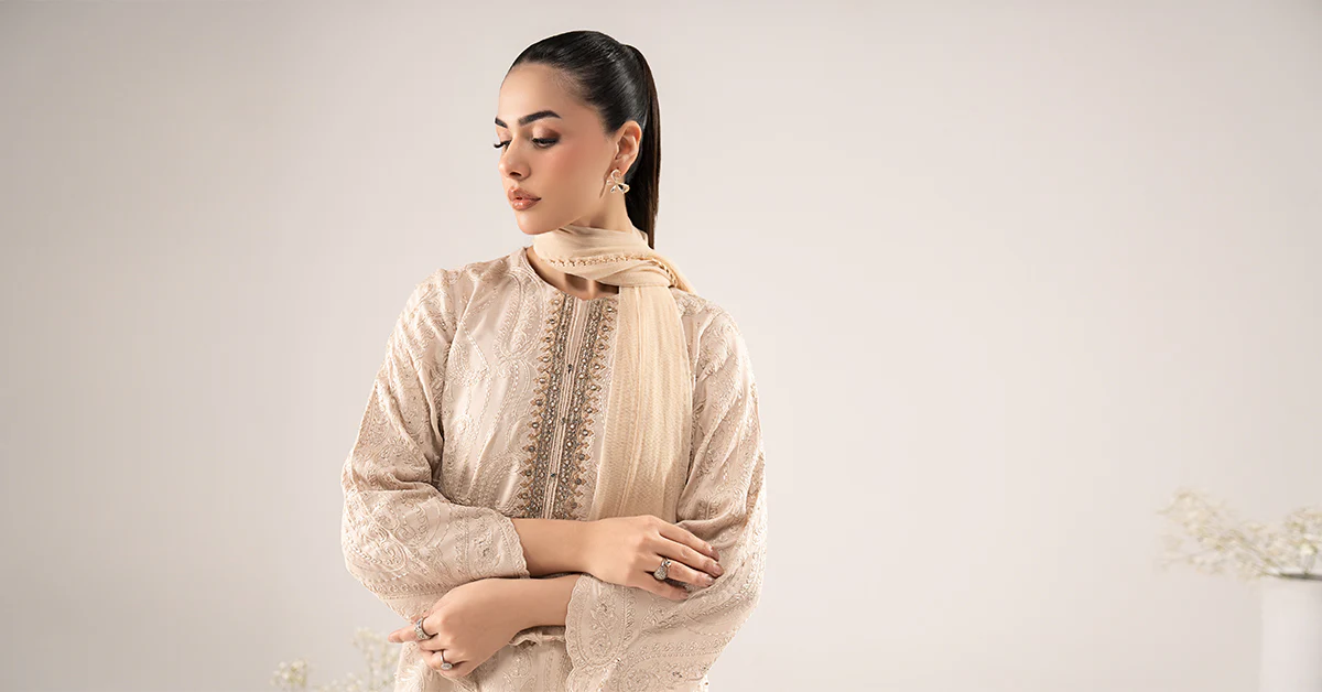 3 Piece Embroidered Raw Silk Suit - Image 7