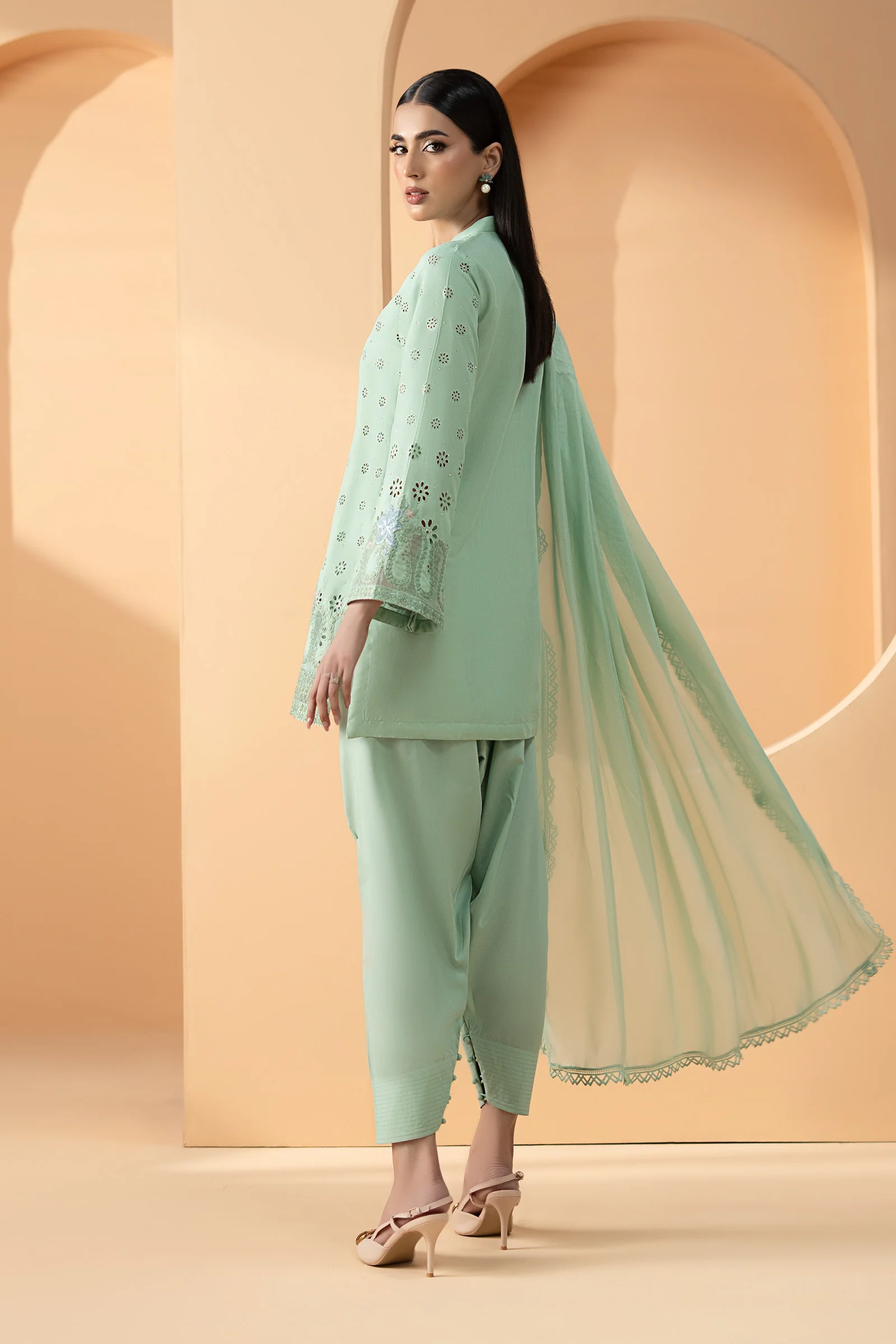 3 Piece Embroidered Pk Raw Silk Suit - Image 6