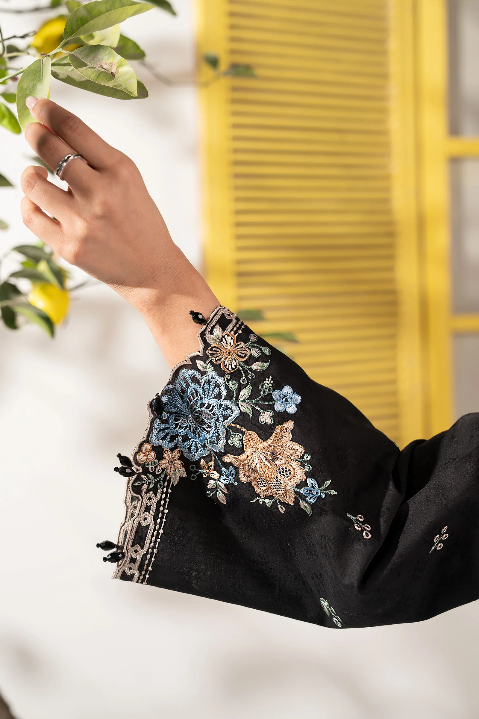 3 Piece Embroidered Dobby Lawn Suit - Image 5