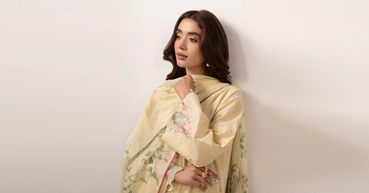 3 Piece Embroidered Dobby Lawn Suit - Image 8