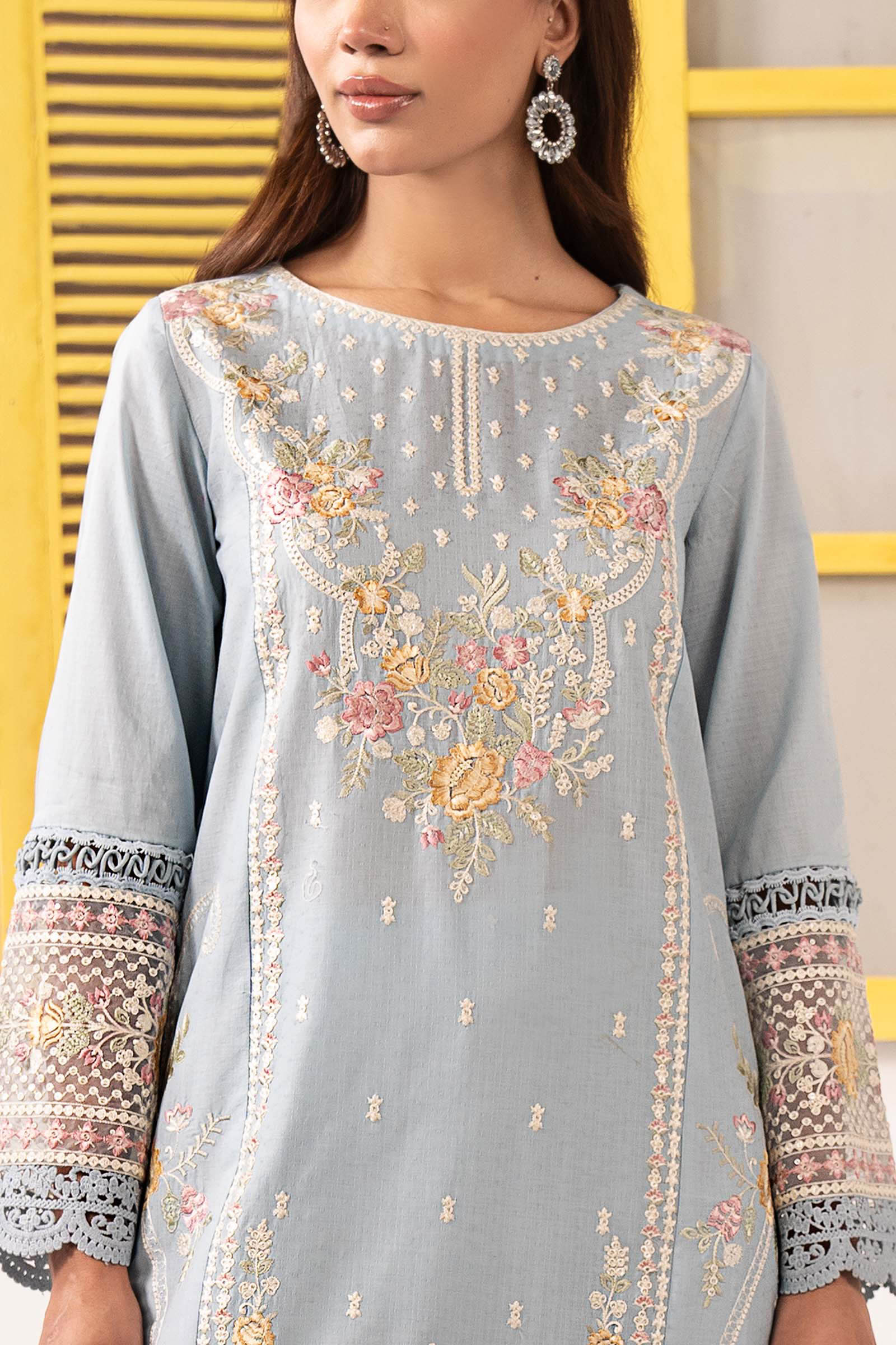 3 Piece Embroidered Dobby Lawn Suit - Image 2