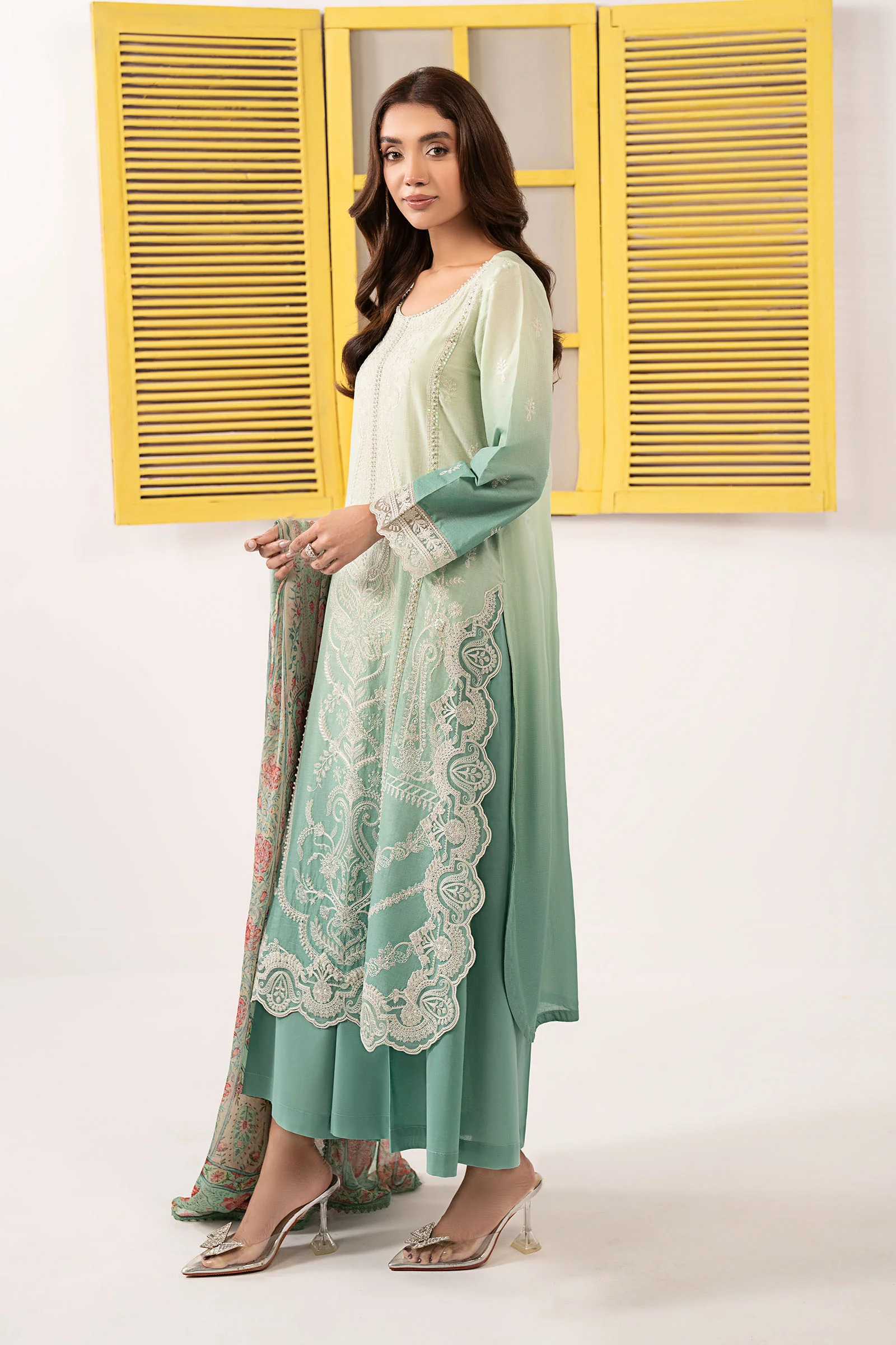 3 Piece Embroidered Dobby Lawn Suit - Image 7