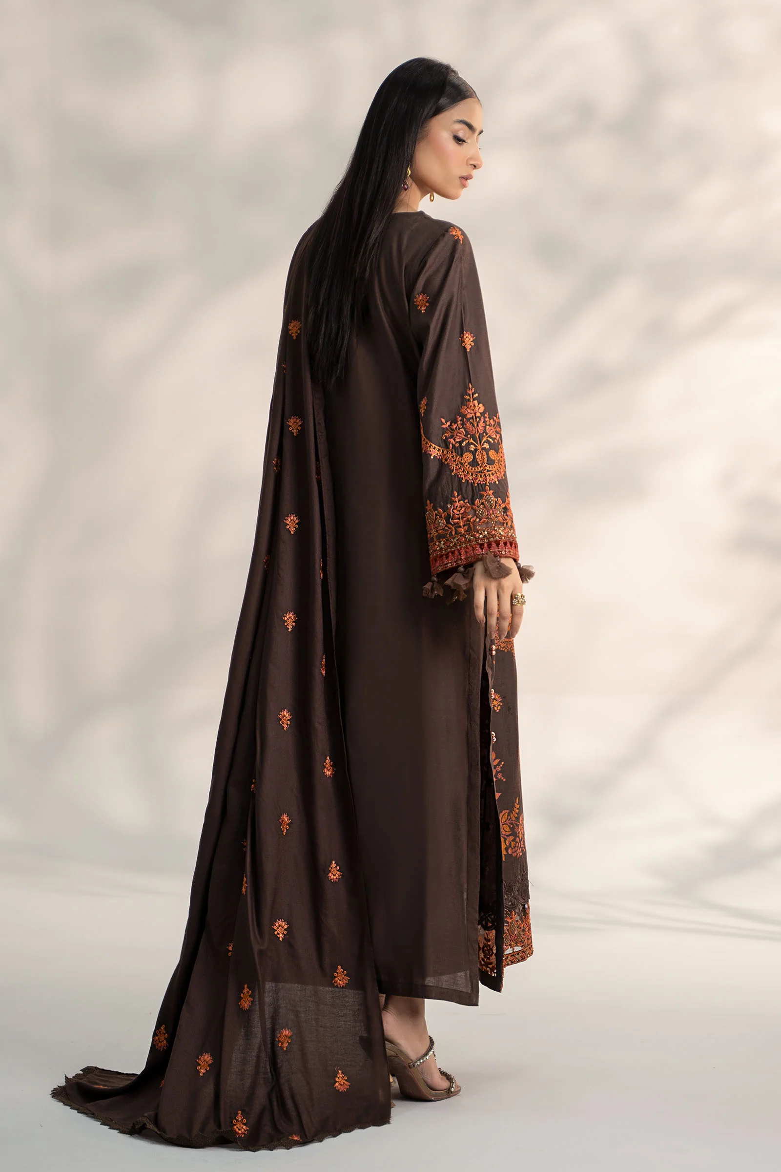 3 Piece Embroidered Linen Suit - Image 5