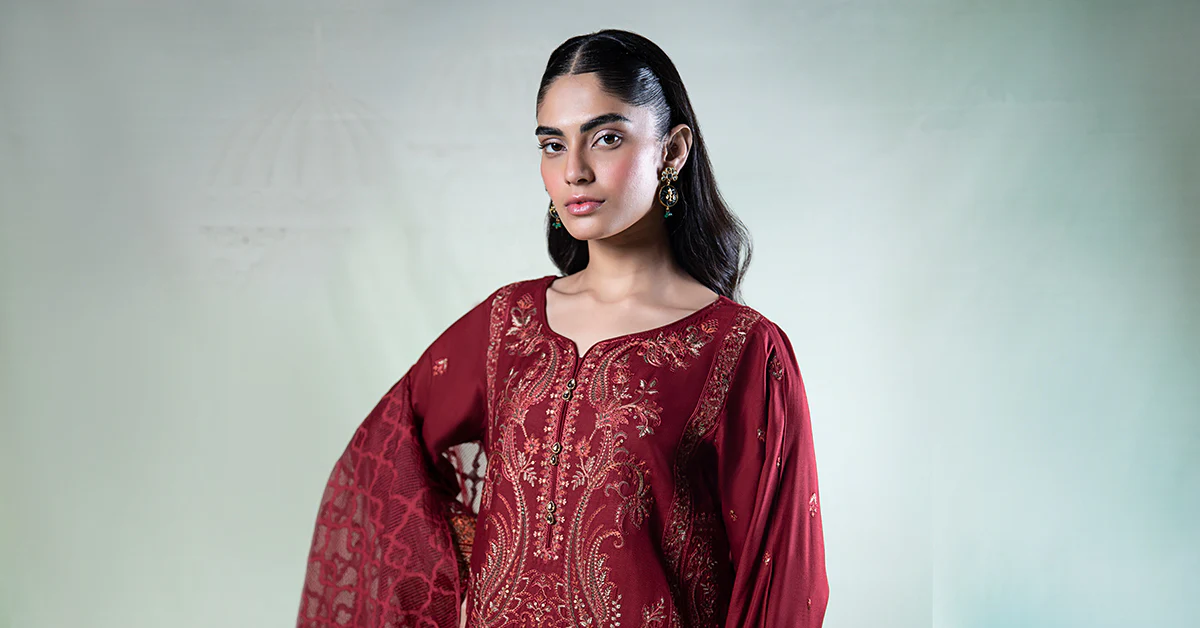 3 Piece Embroidered Khaddar Suit - Image 6
