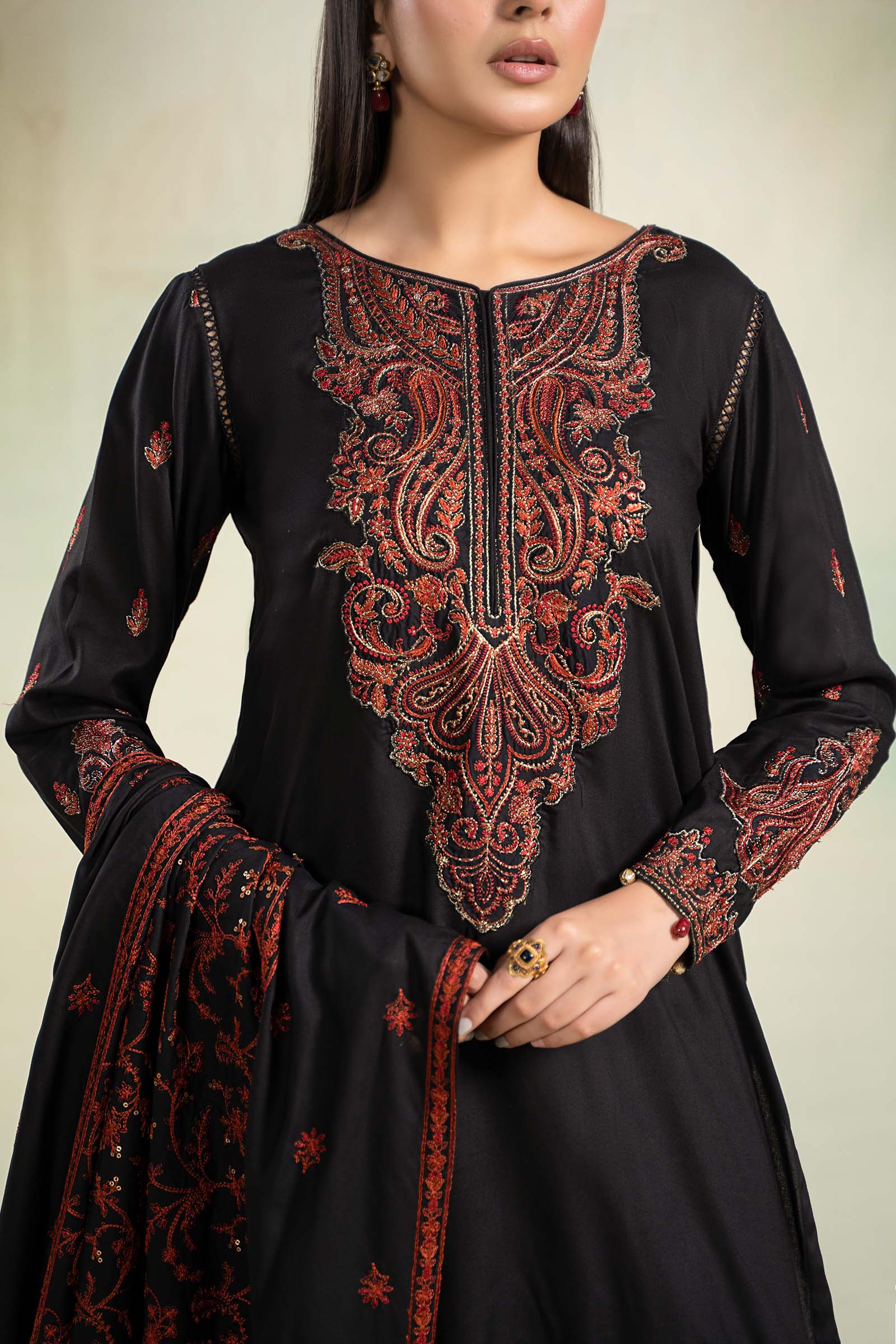 3 Piece Embroidered Linen Suit - Image 3