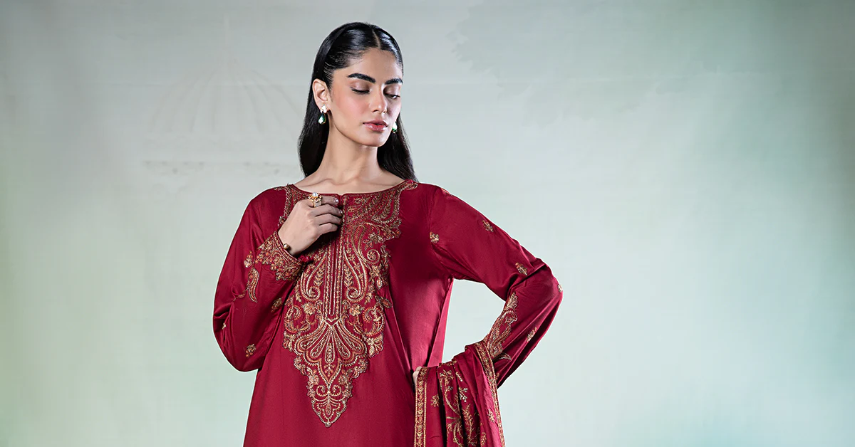 3 Piece Embroidered Linen Suit - Image 11