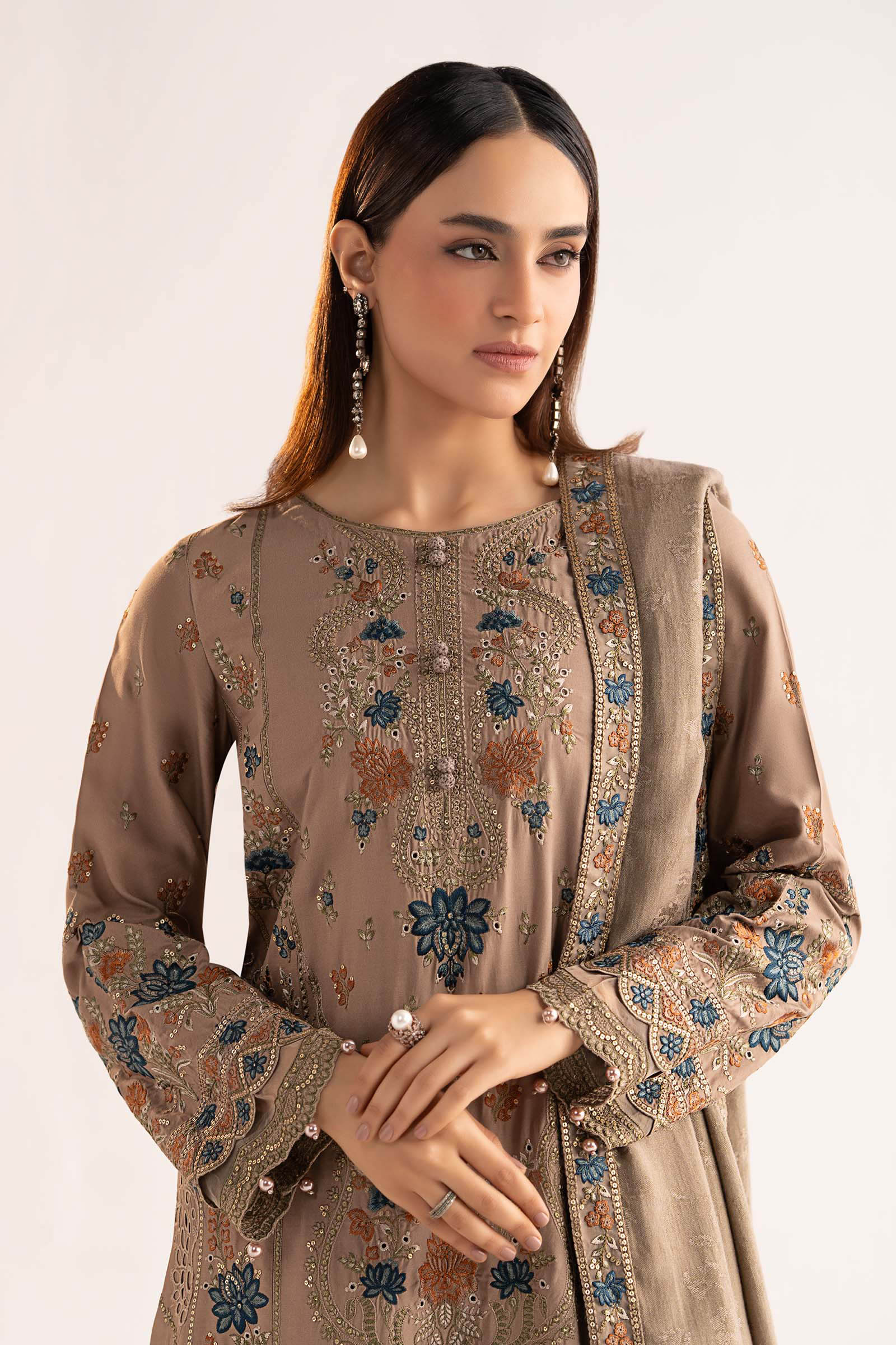 3 Piece Embroidered Linen Suit - Image 2