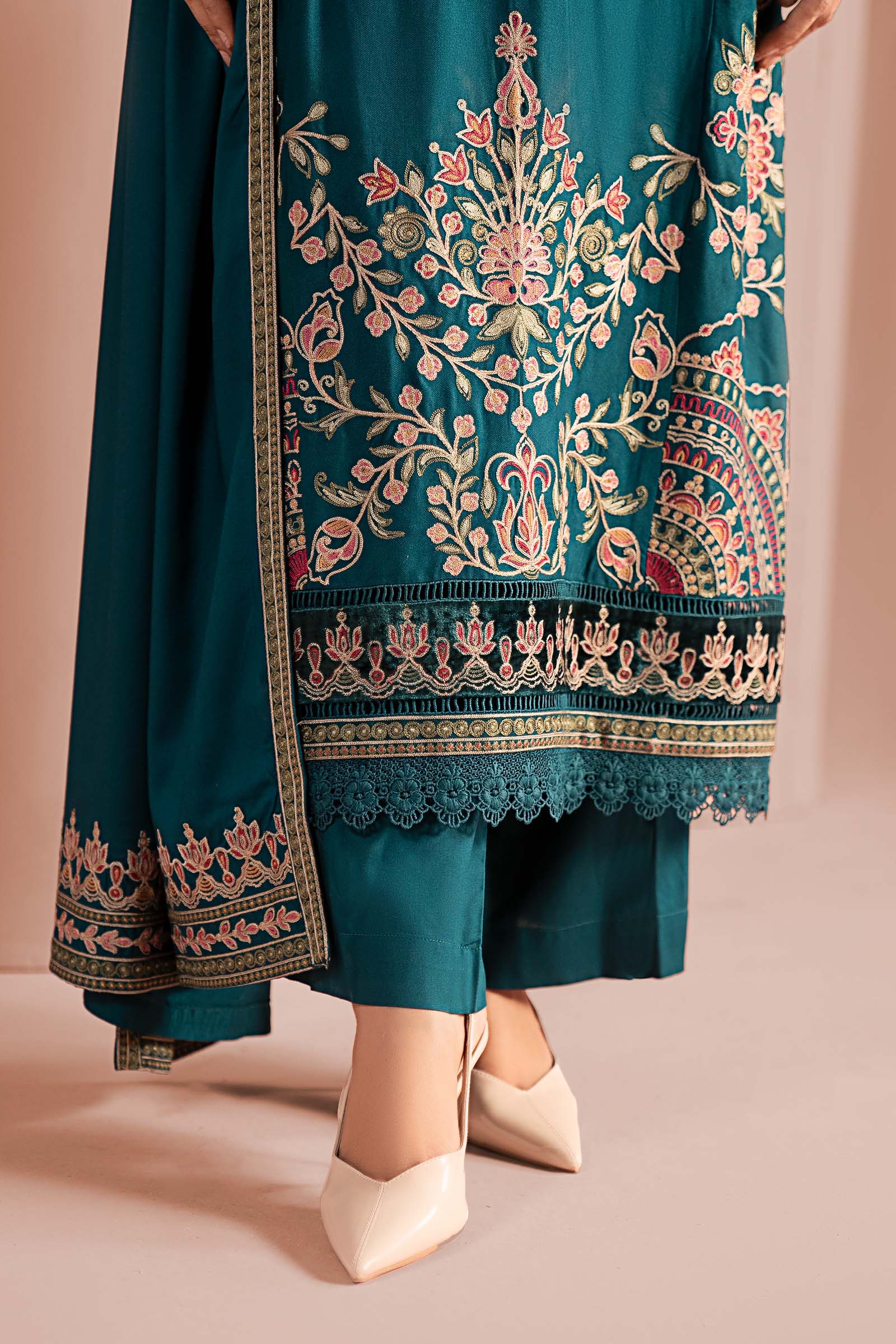 3 Piece Embroidered Marina Suit - Image 8
