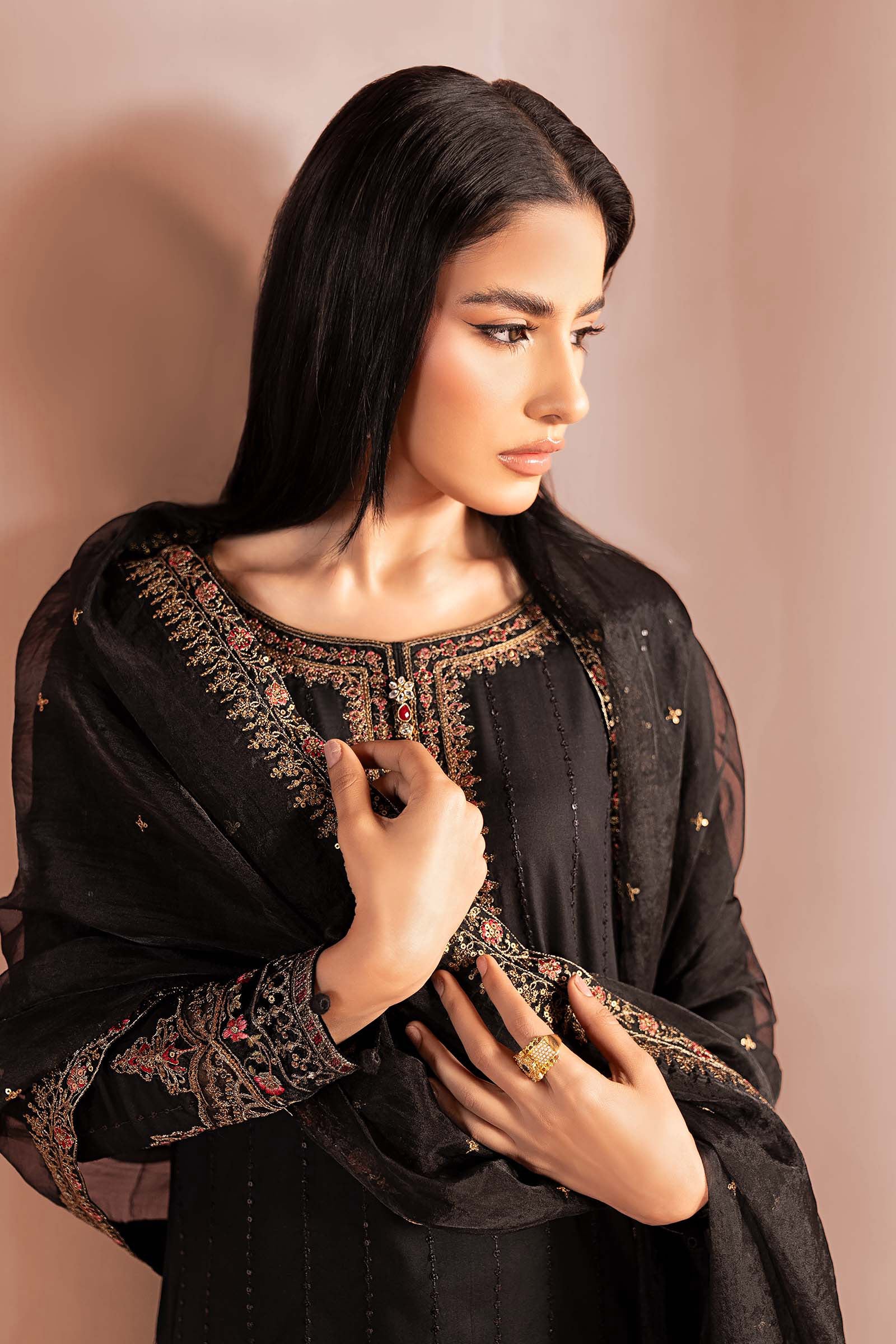 3 Piece Embroidered Linen Suit - Image 4