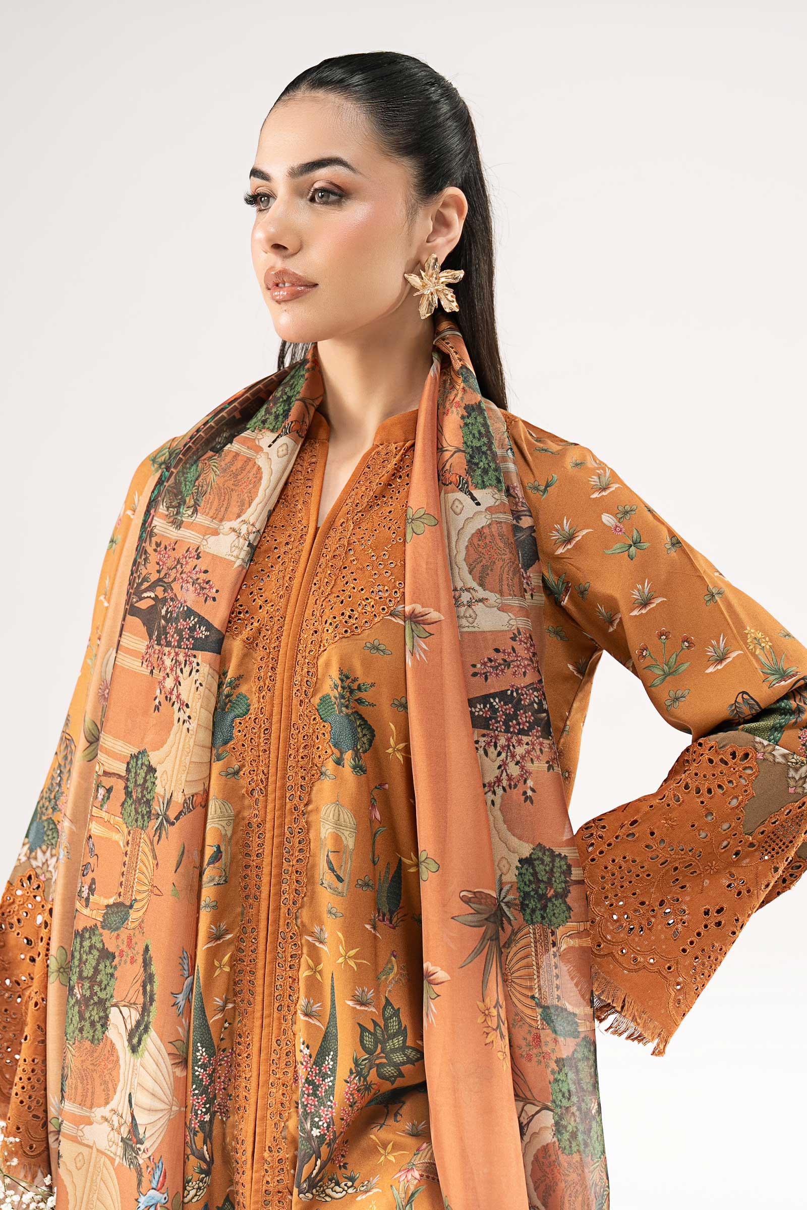 3 Piece Embroidered Linen Suit - Image 4