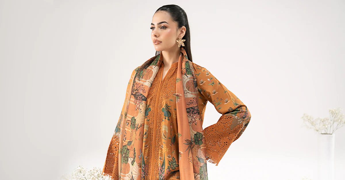 3 Piece Embroidered Linen Suit - Image 9