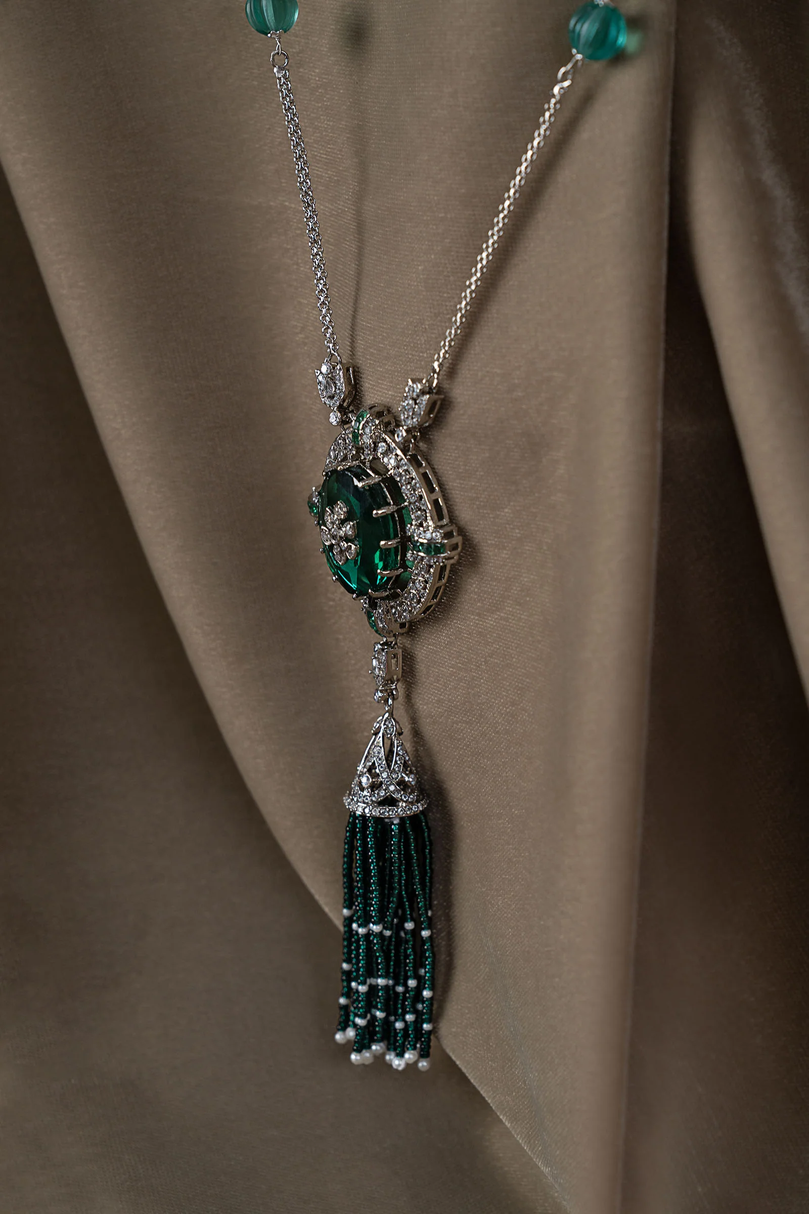 Avelora Pendant - Image 6