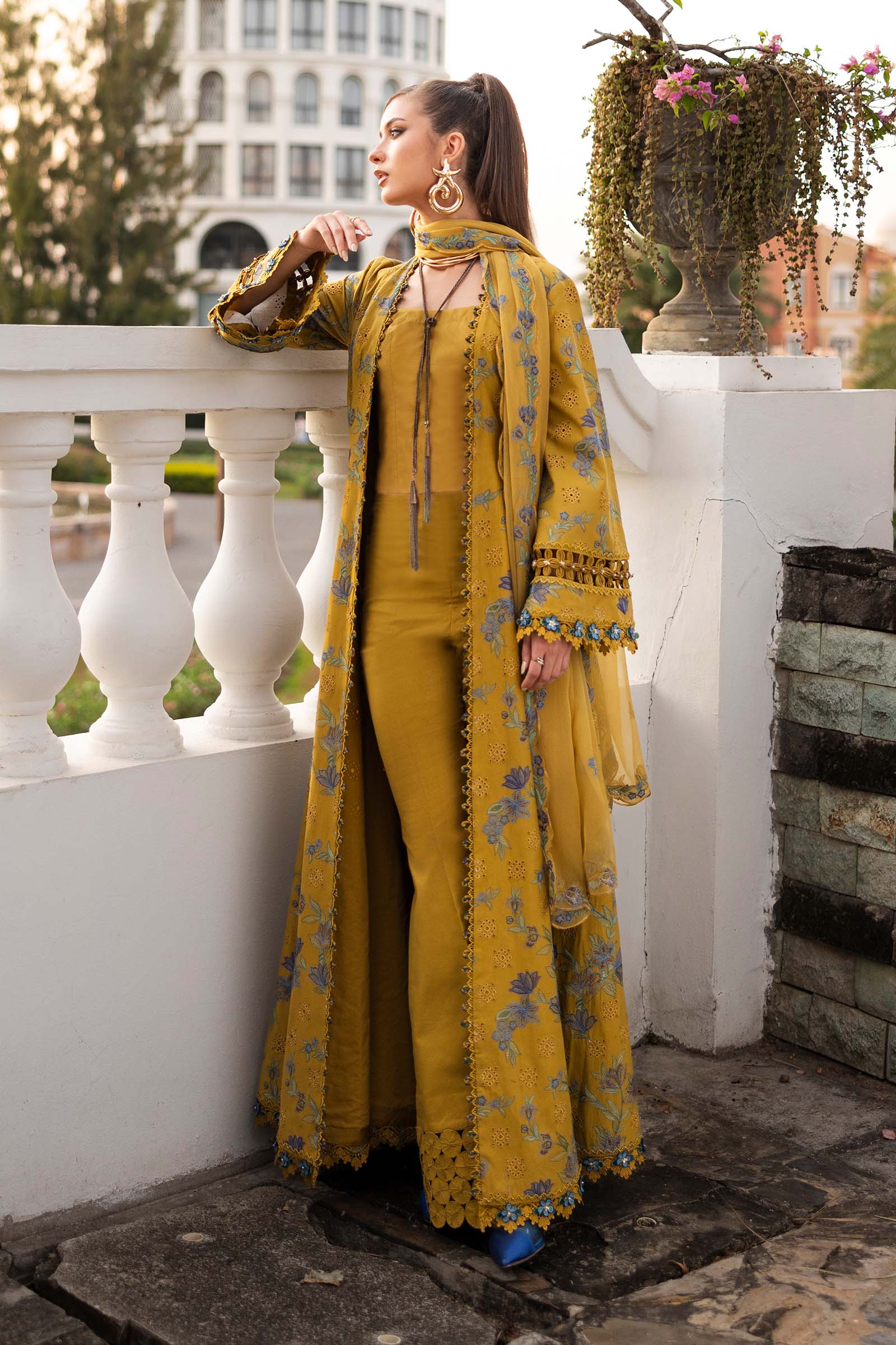 Embroidered Lawn Fabric (2Pcs) - Image 5