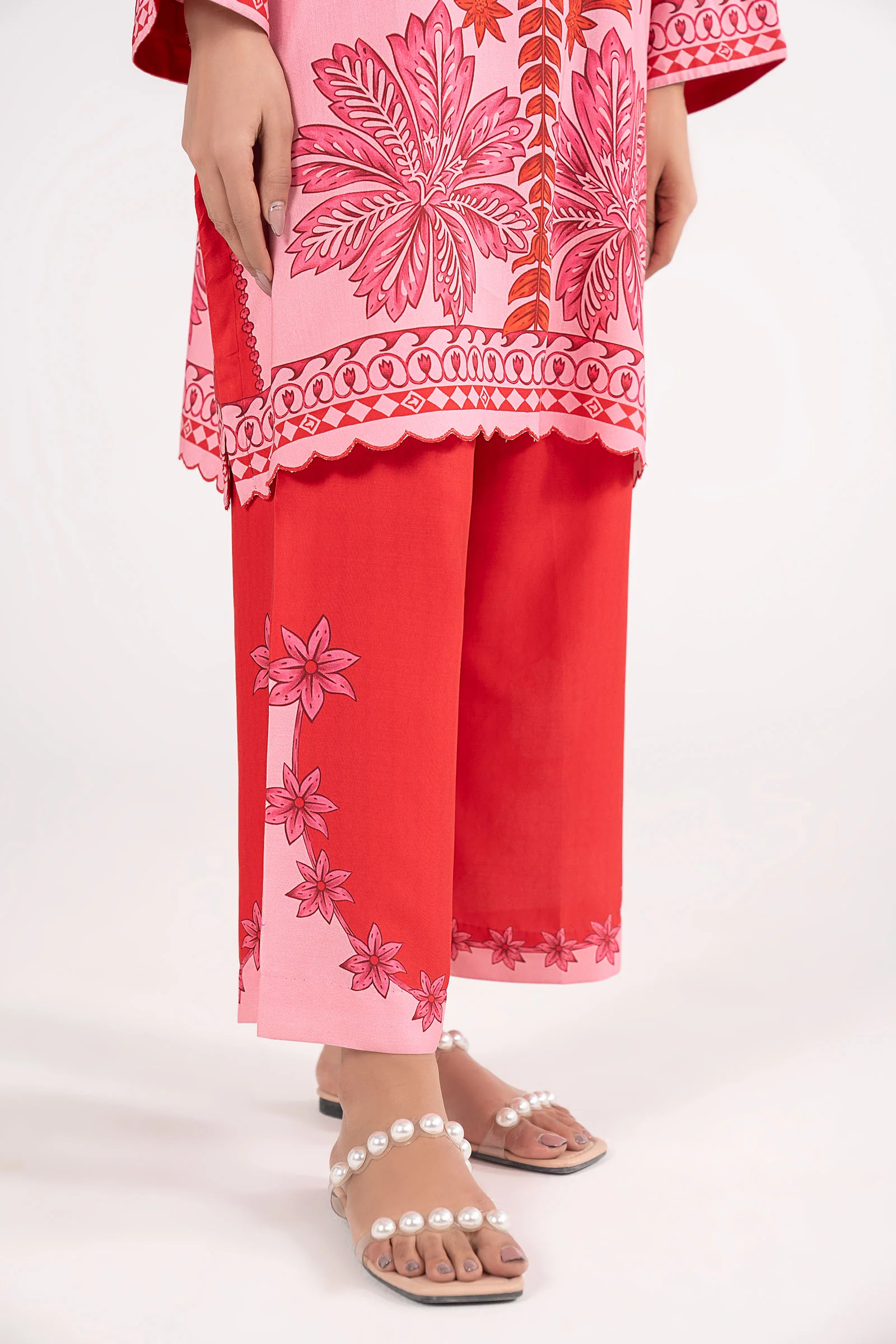 2 Pc Printed Arabic Lawn Suit - Image 4