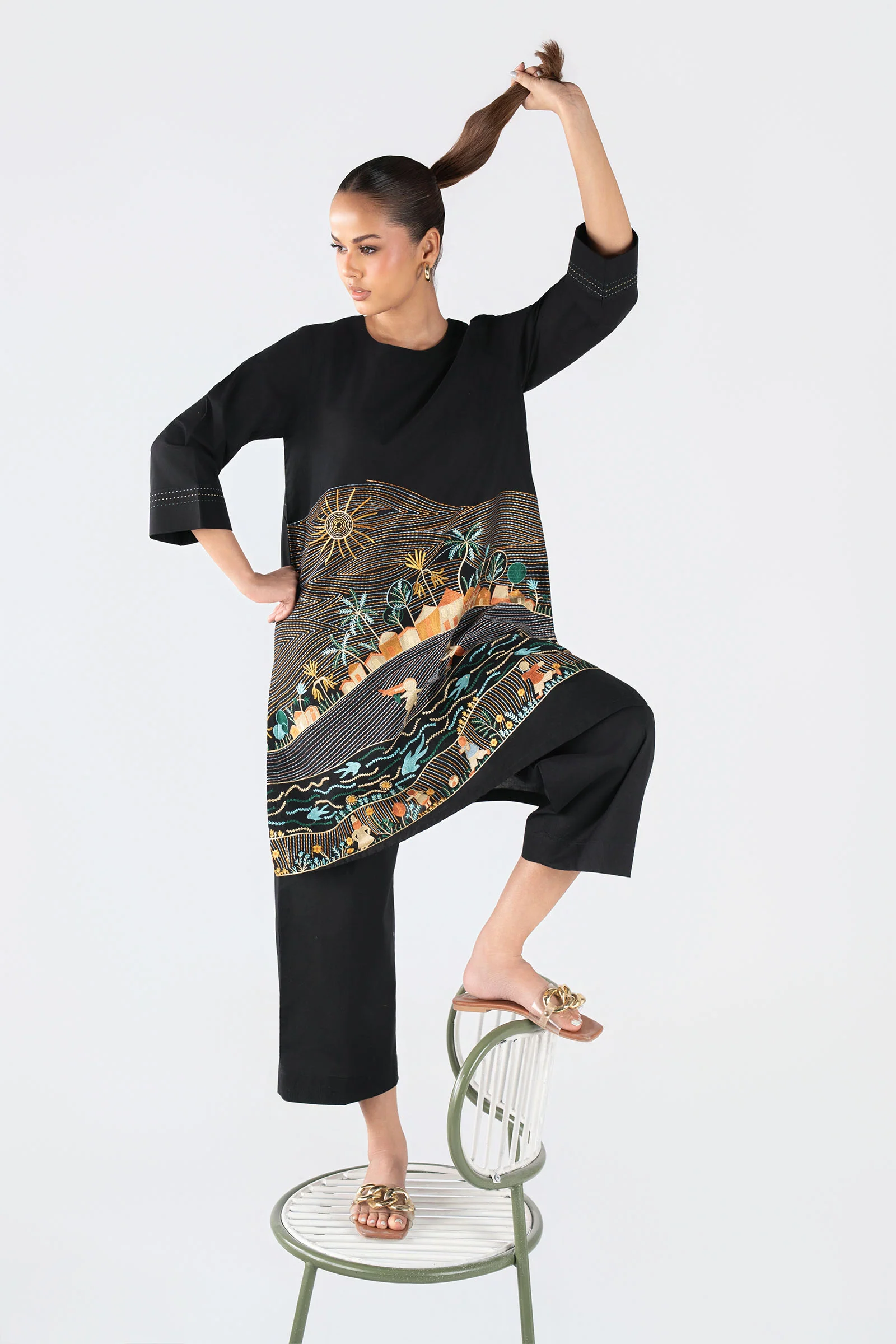 2 Pc Embroidered Crosshatch Suit - Image 3