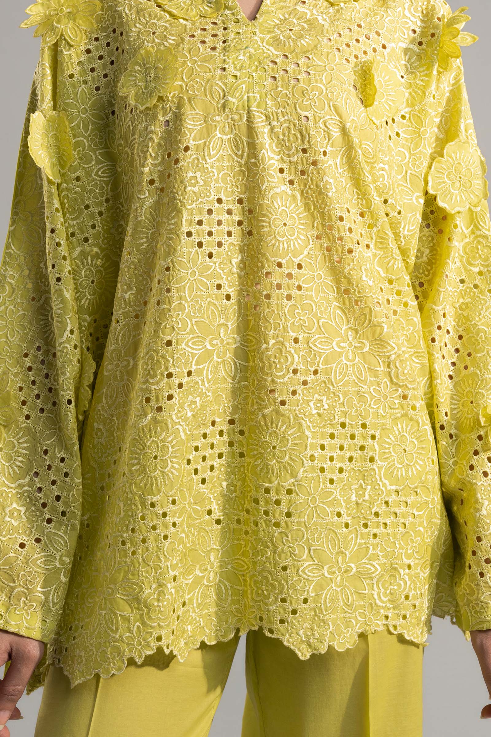 2 Pc Embroidered Lawn Suit - Image 9