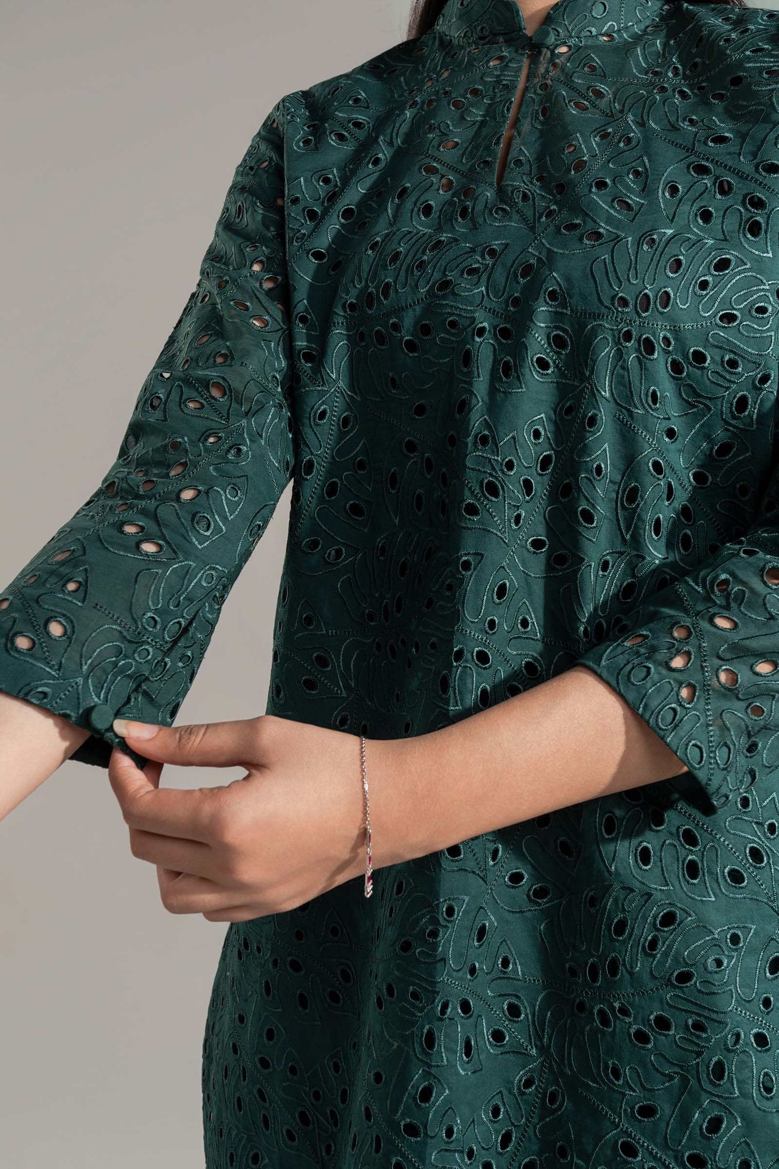 2 Pc Embroidered Lawn Suit - Image 4