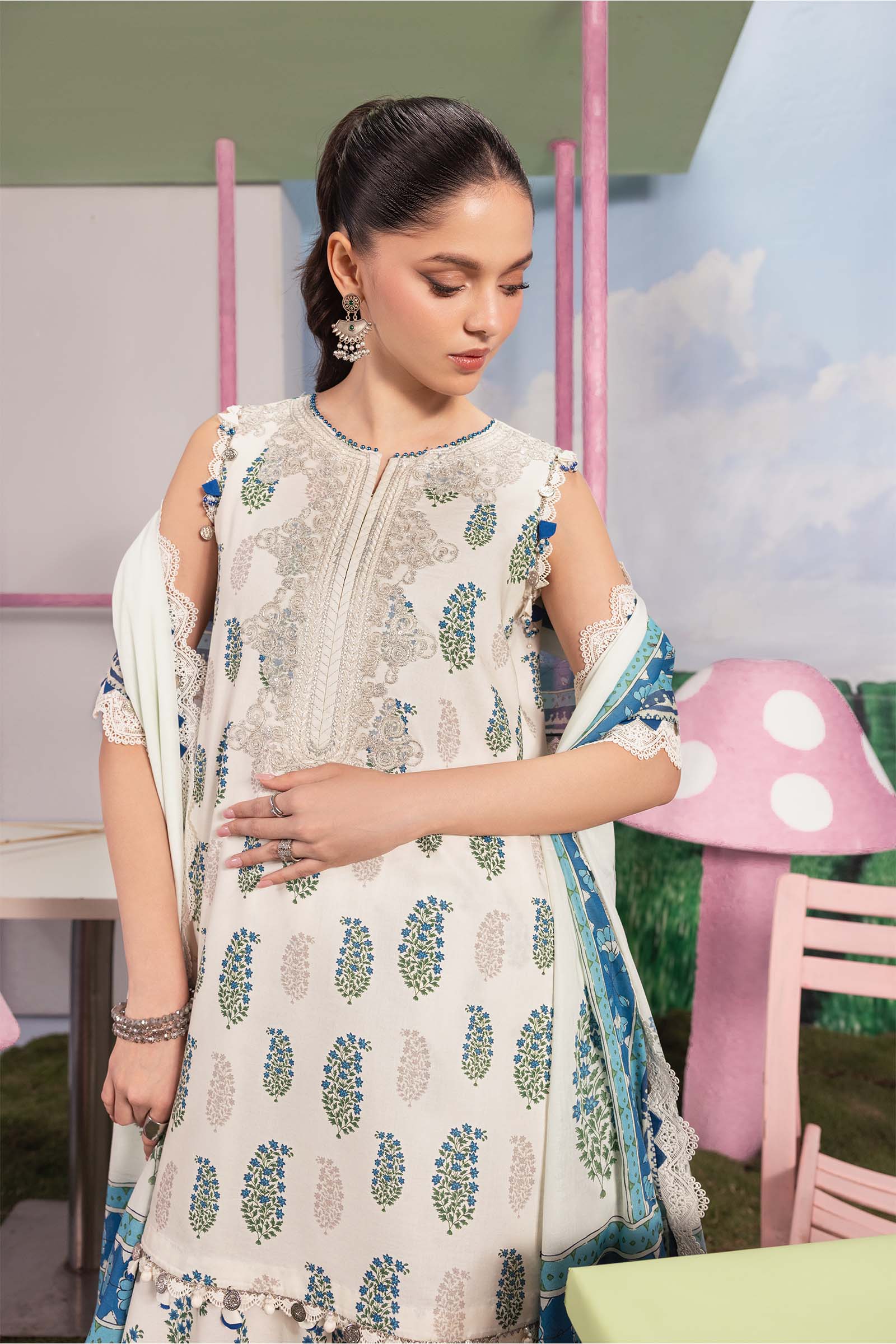 3 Pc Unstitched Embroidered Lawn Suit - Image 2