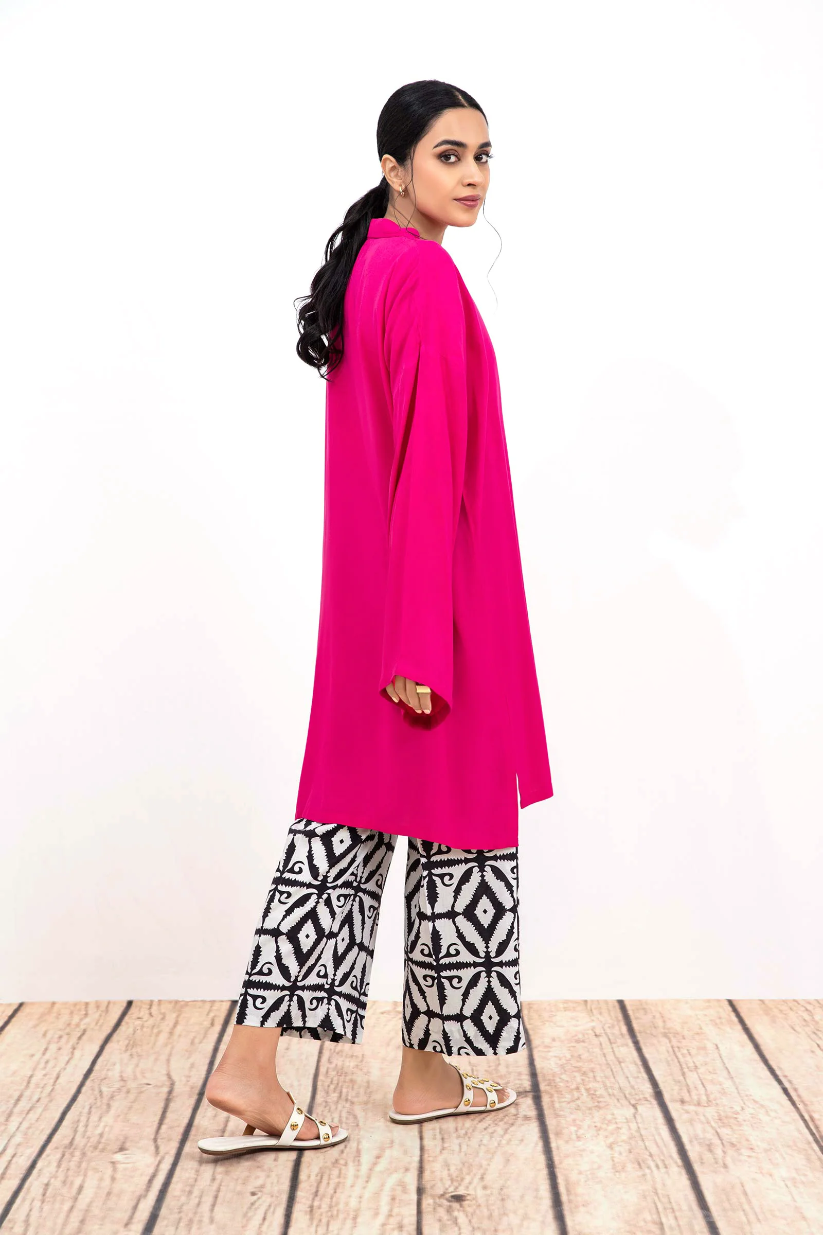 2 Piece Dyed Arabic Lawn Suit - Image 4