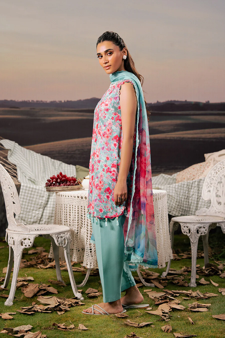 3 Pc Unstitched Embroidered Arabic Lawn Suit | MB-PFUS25-10A - Image 3