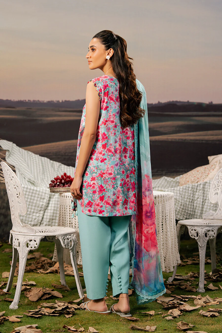 3 Pc Unstitched Embroidered Arabic Lawn Suit | MB-PFUS25-10A - Image 4