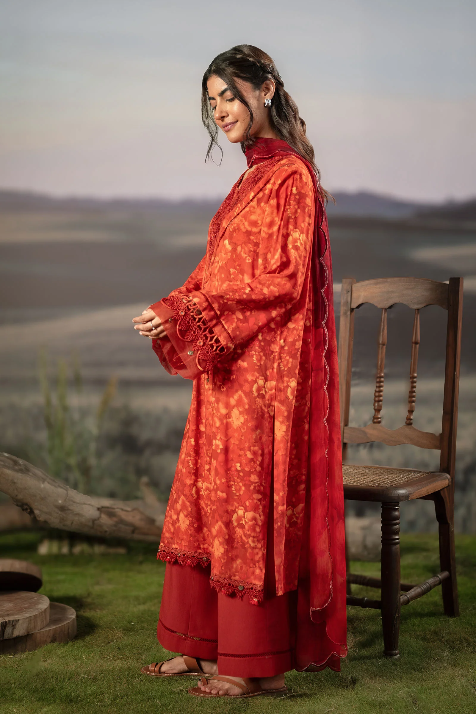 3 Pc Unstitched Embroidered Arabic Lawn Suit | MB-PFUS25-10B - Image 5