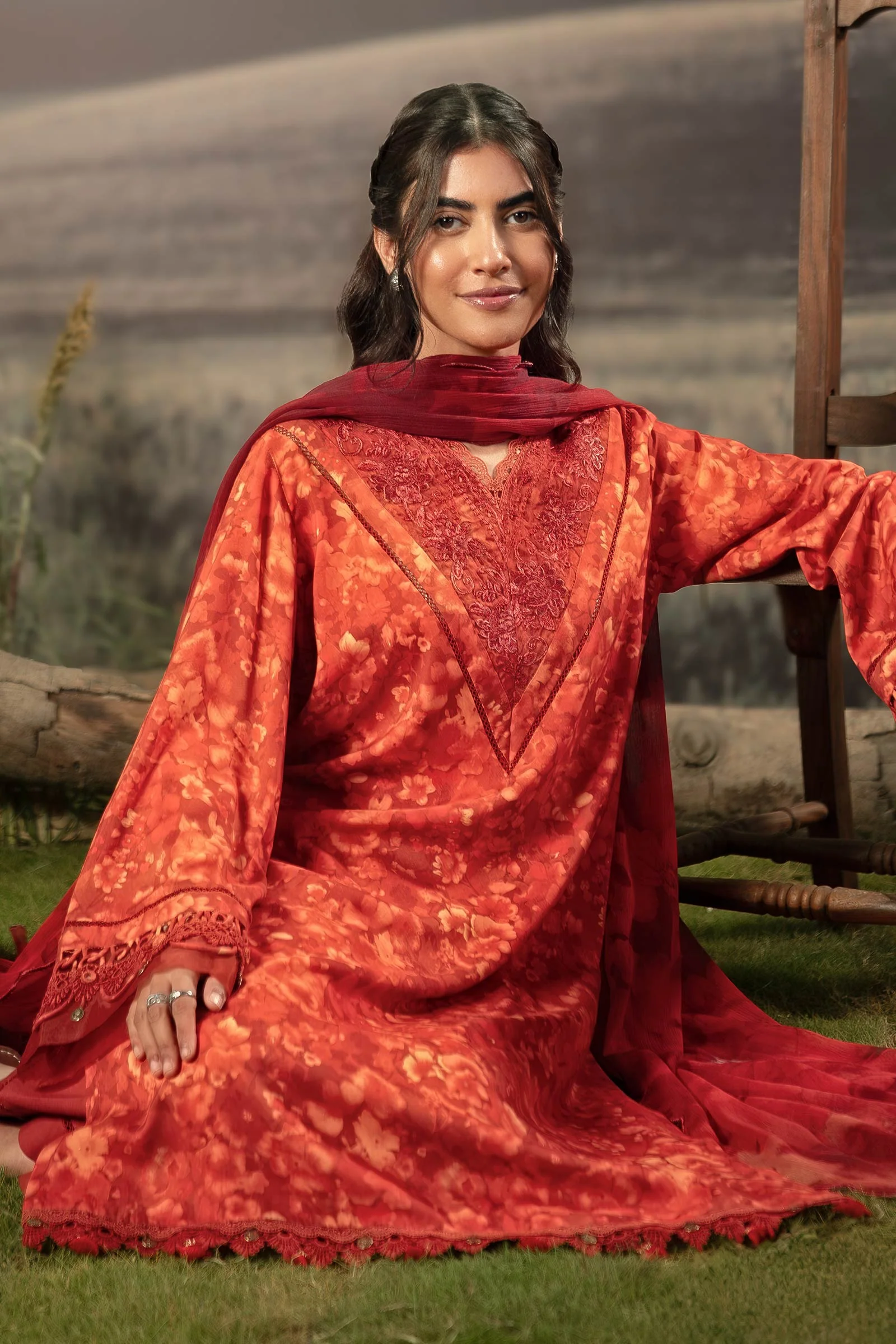 3 Pc Unstitched Embroidered Arabic Lawn Suit | MB-PFUS25-10B - Image 6