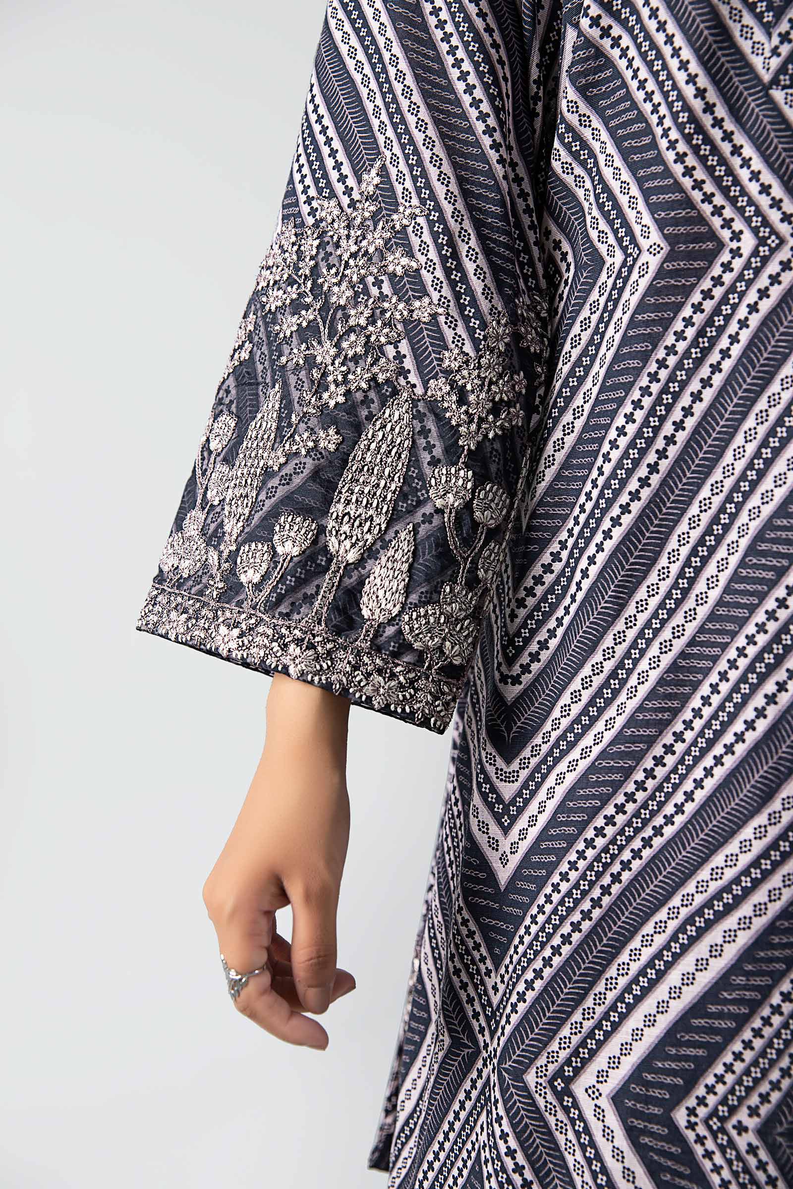 3 Piece - Khaddar Suit | MB-US23-208-A - Image 5