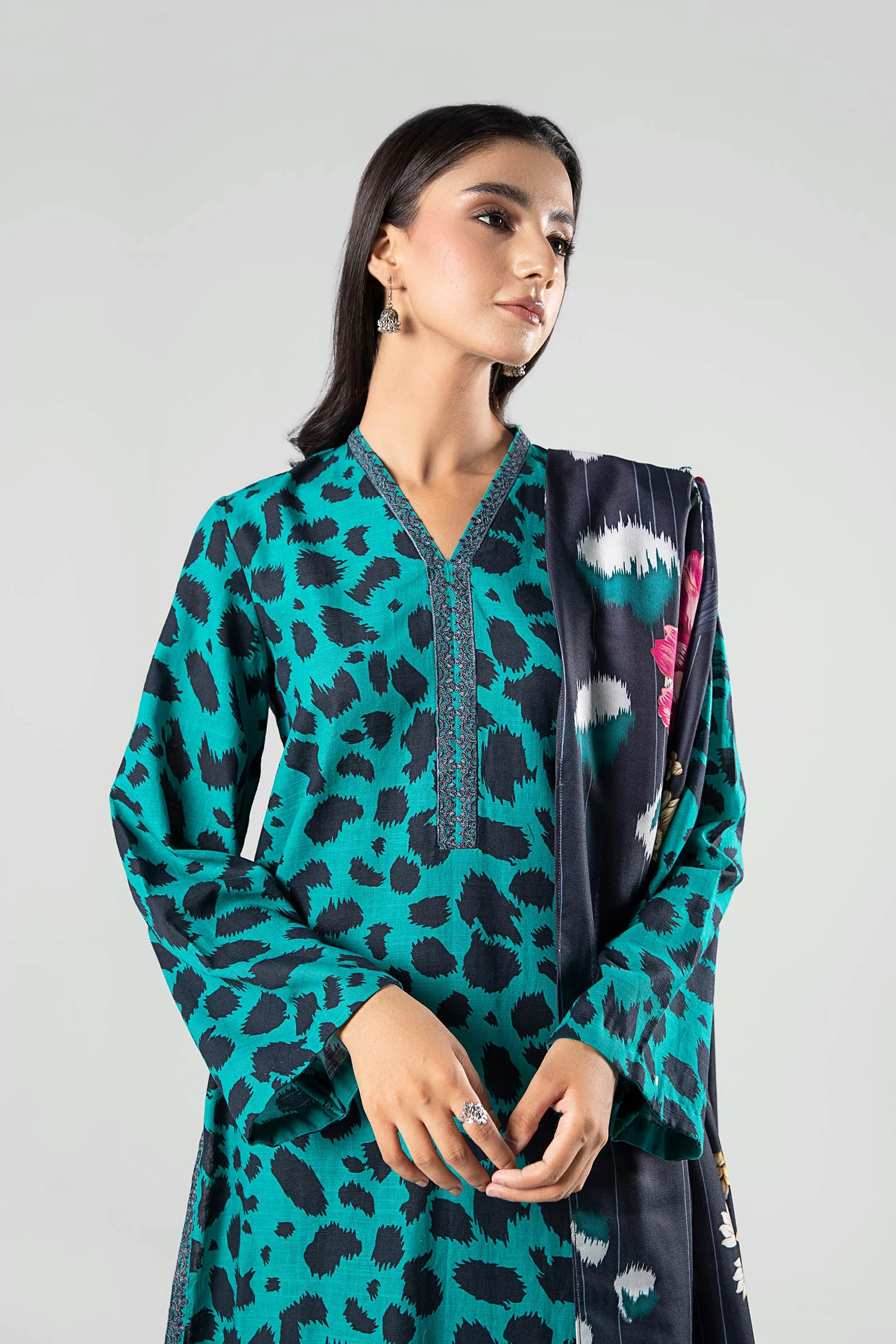 3 Piece - Khaddar Suit | MB-US23-210-B - Image 2