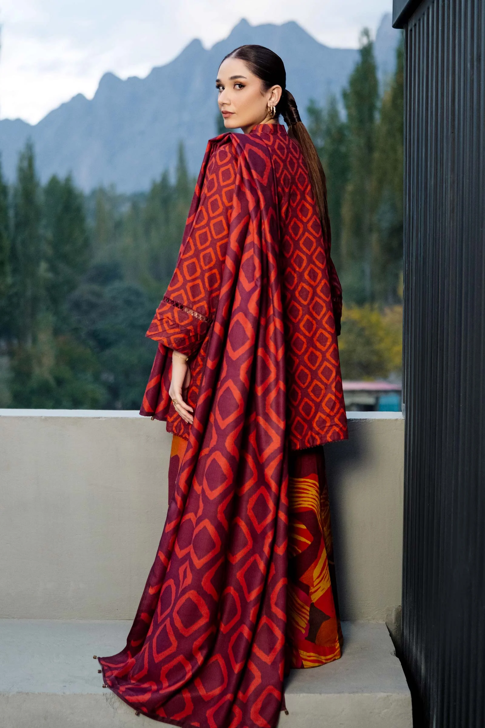 3 Pc Unstitched Printed Khaddar Suit | 506-B - Image 6