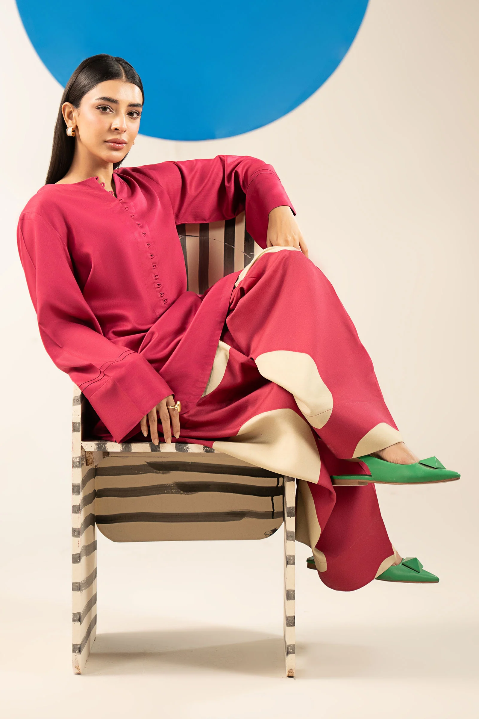 2 Pc Printed Herringbone Suit - Image 3