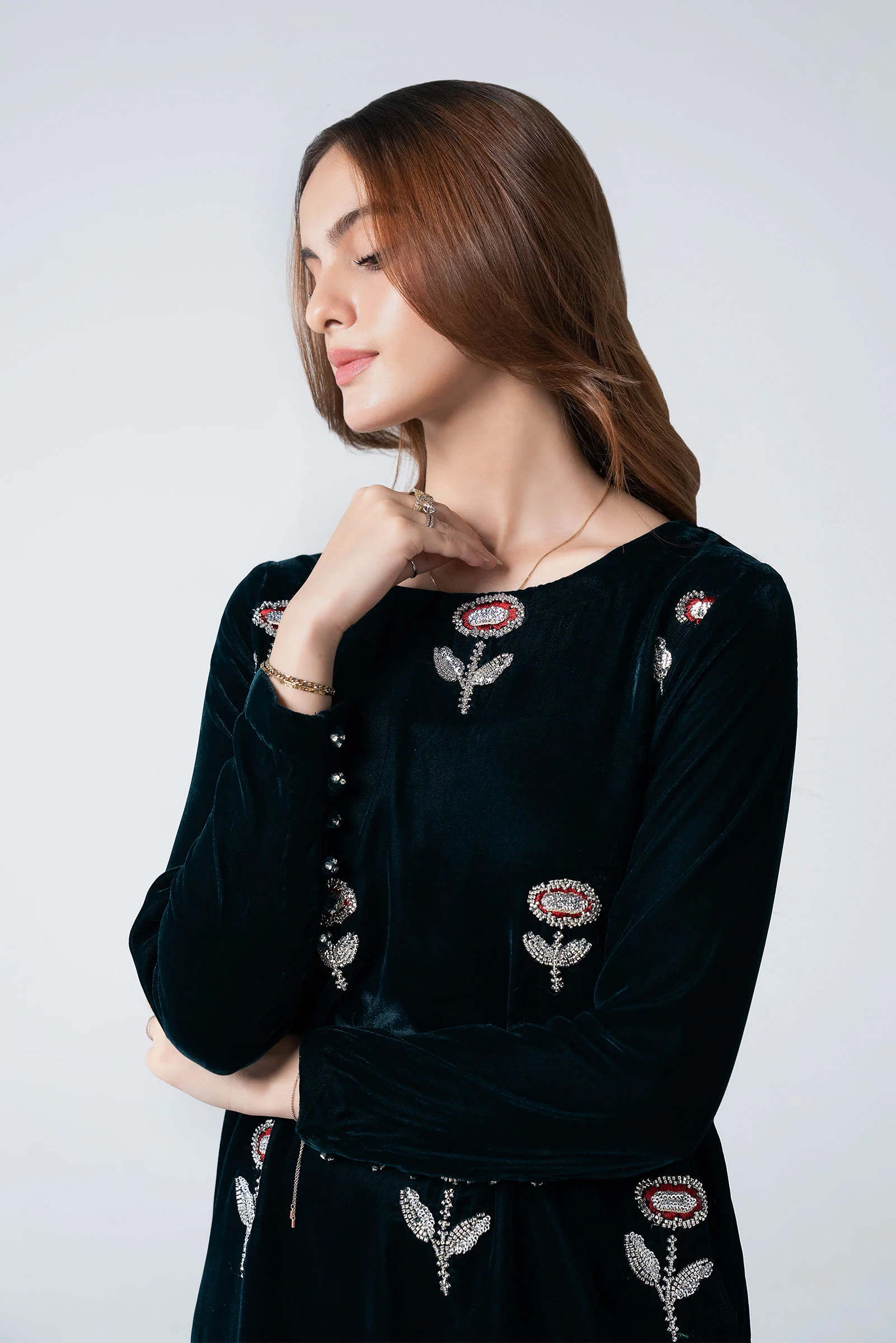 2 Pc Embellished Velvet Suit - Image 3