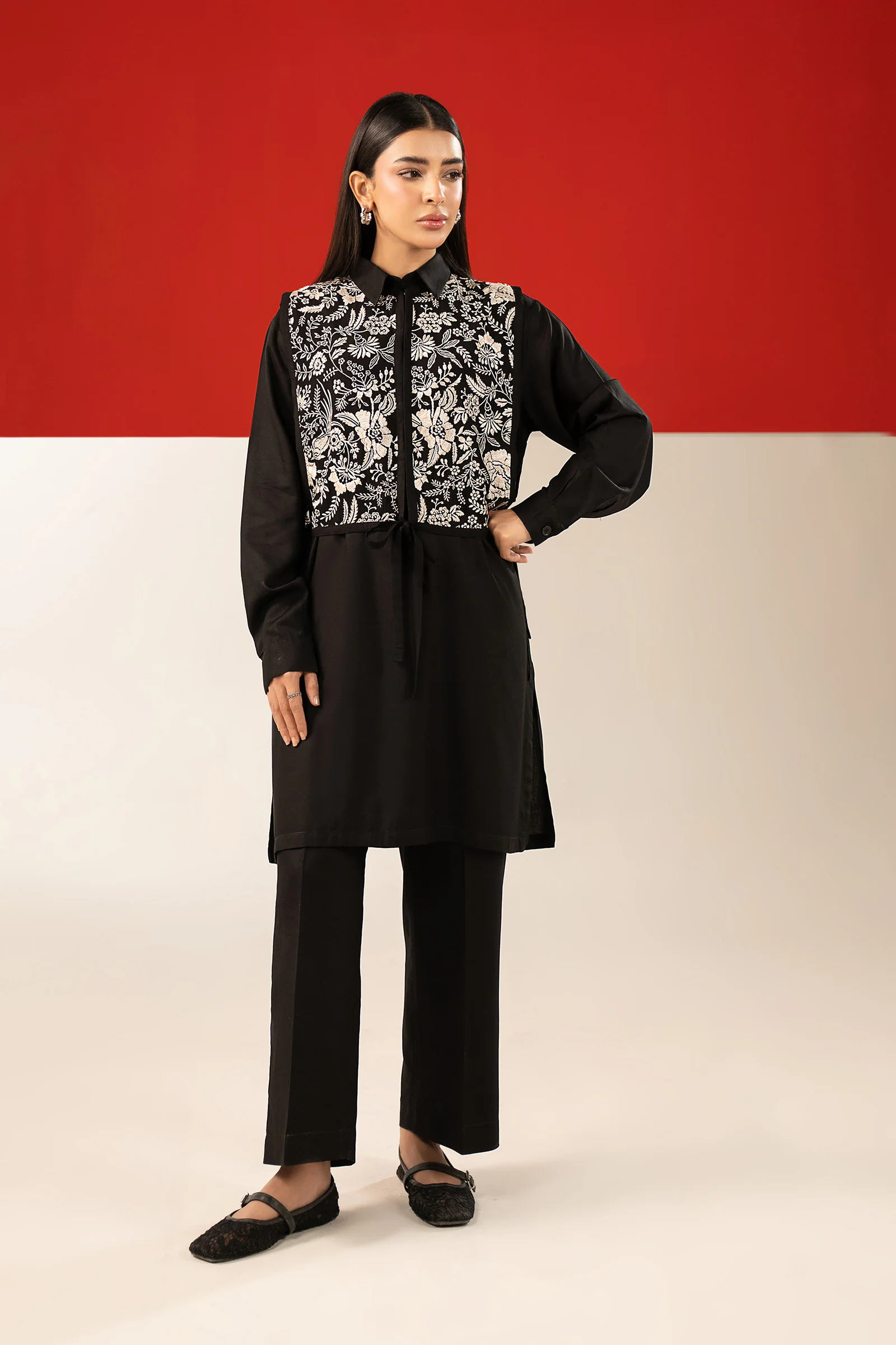 2 Pc Embroidered Linen Suit - Image 4
